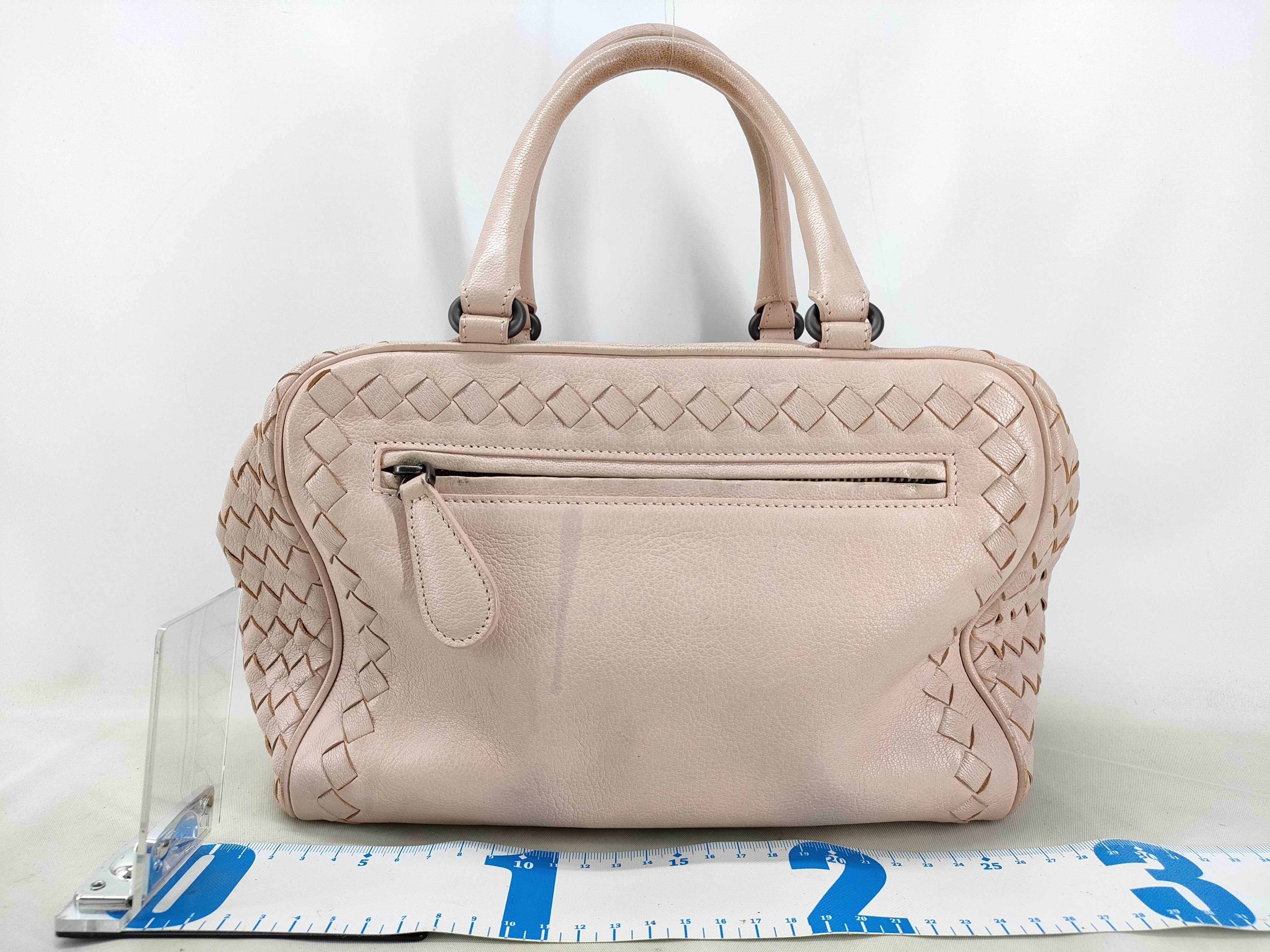 Intrecciato Bottega Veneta Intrecciato Handbag Mini Boston Handbag — view 2