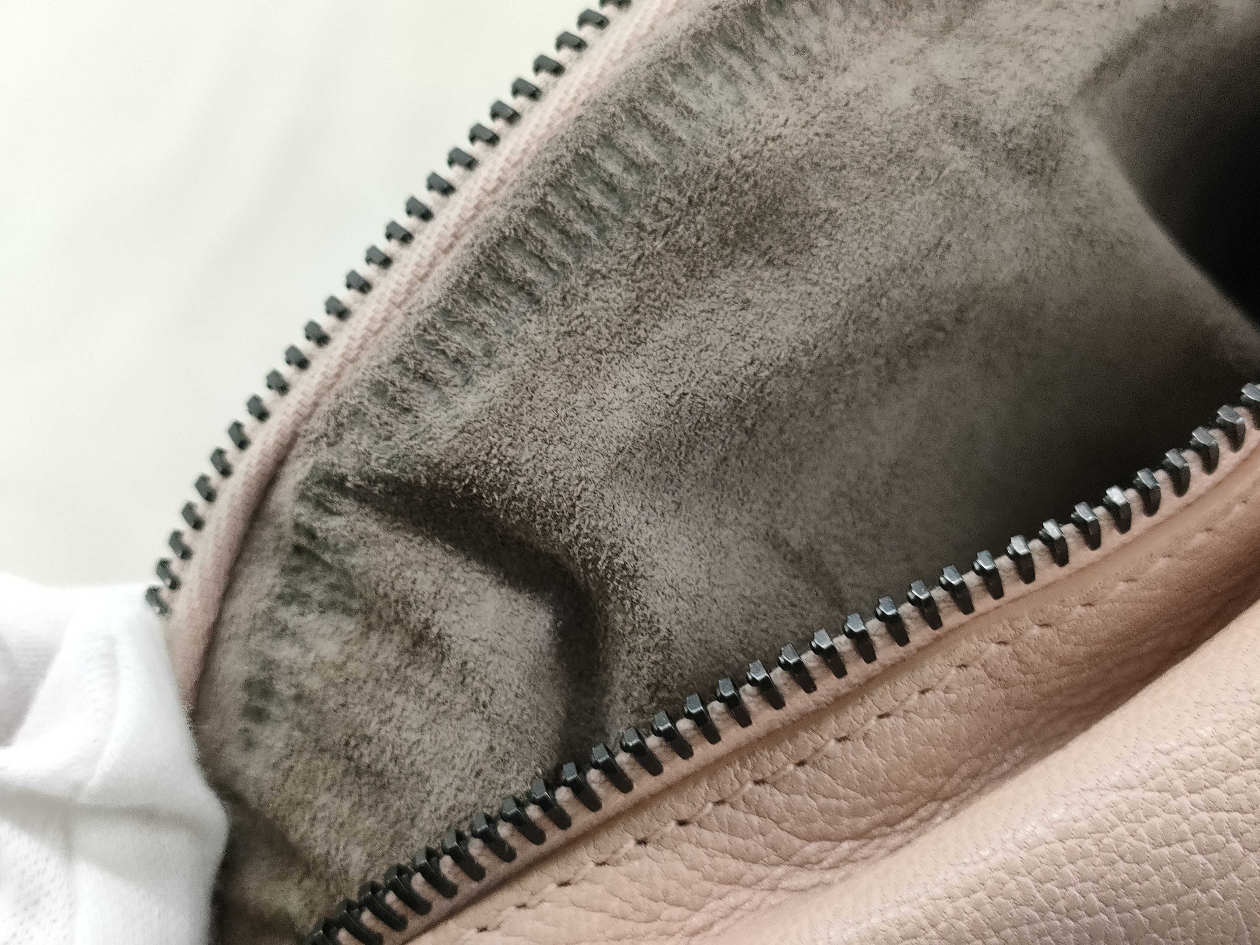 Intrecciato Bottega Veneta Intrecciato Handbag Mini Boston Handbag — view 13