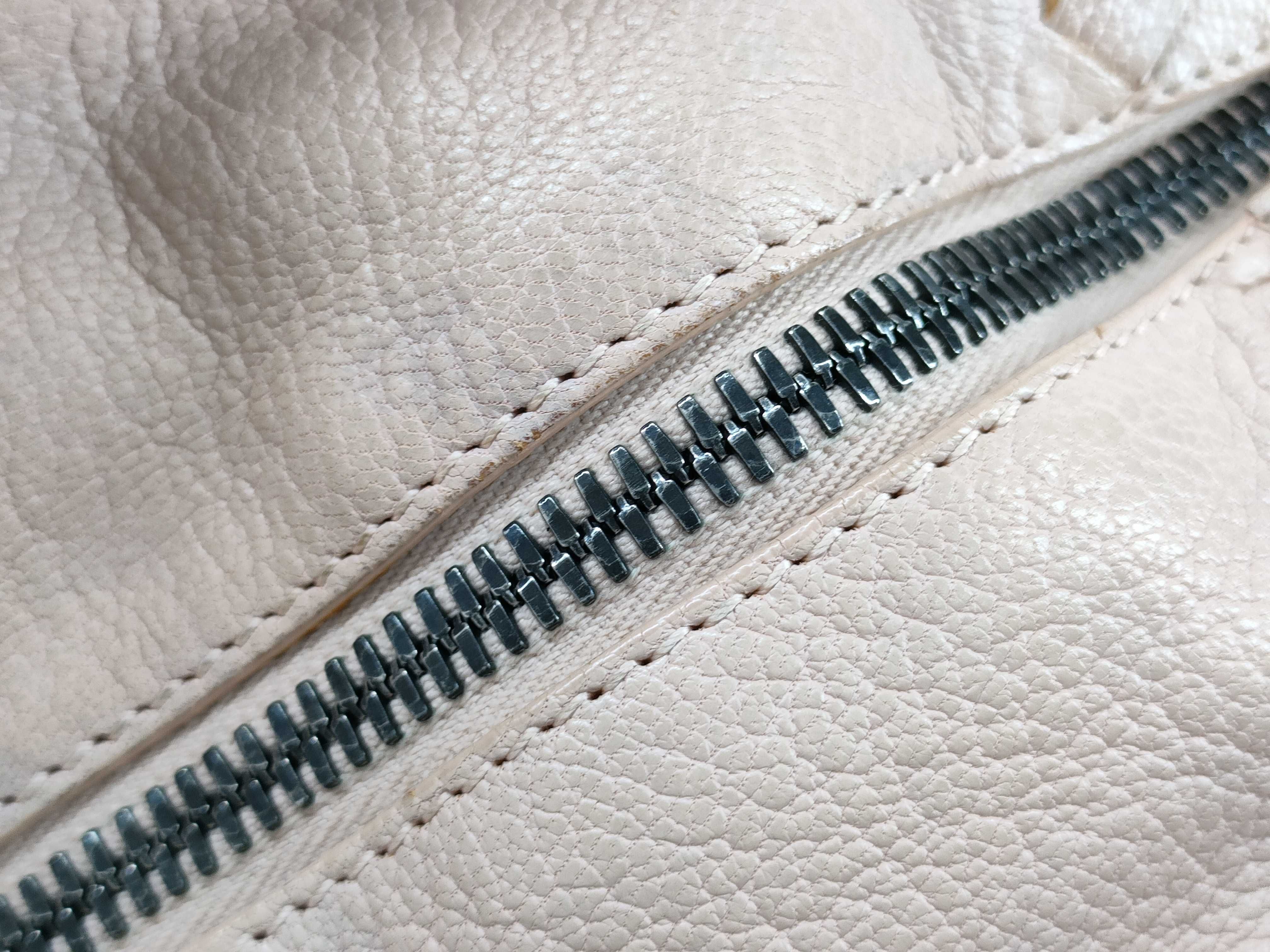 Intrecciato Bottega Veneta Intrecciato Handbag Mini Boston Handbag — view 8