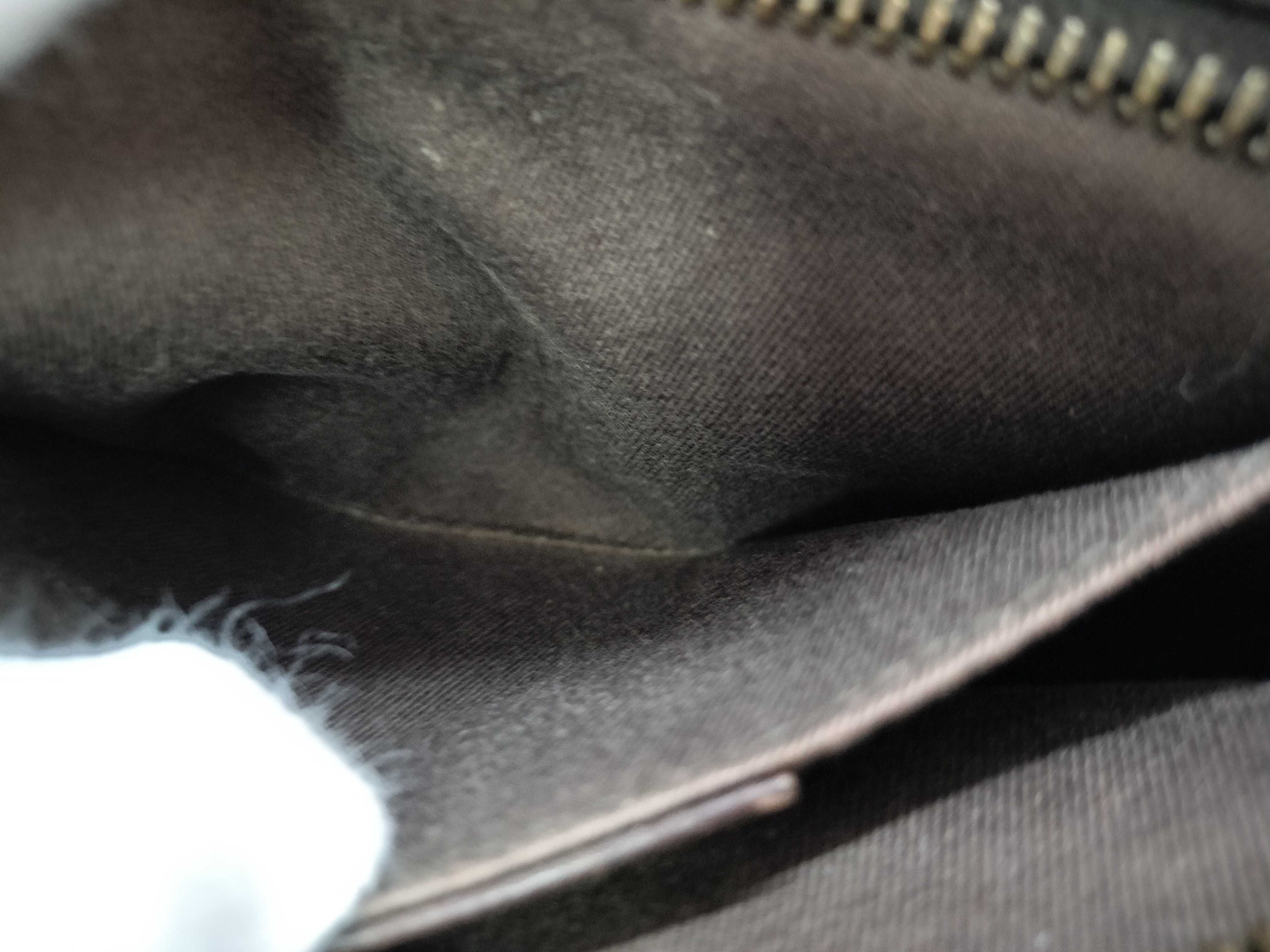 GG Canvas Handbag — view 11