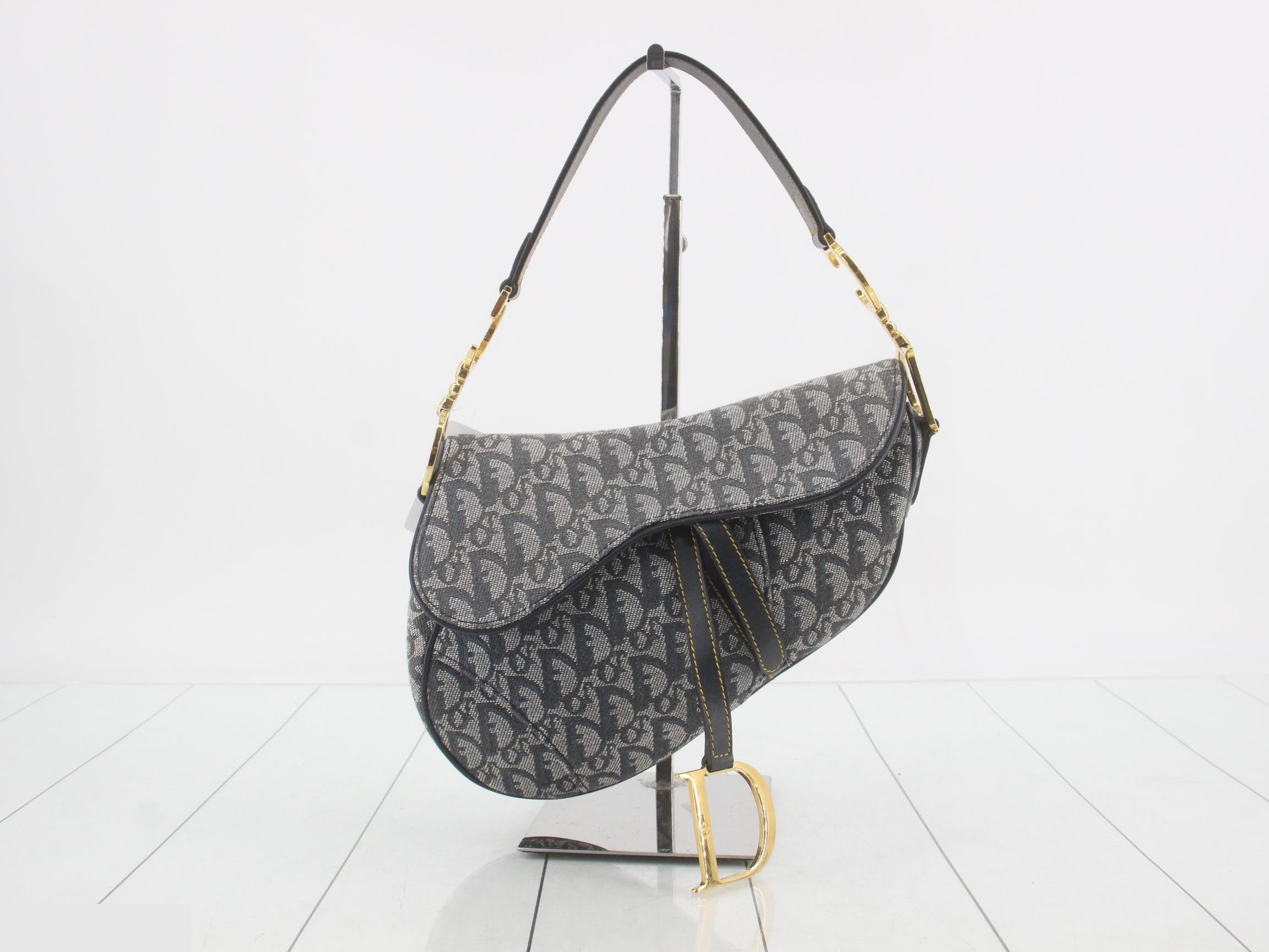 Trotter (bag) - handbag