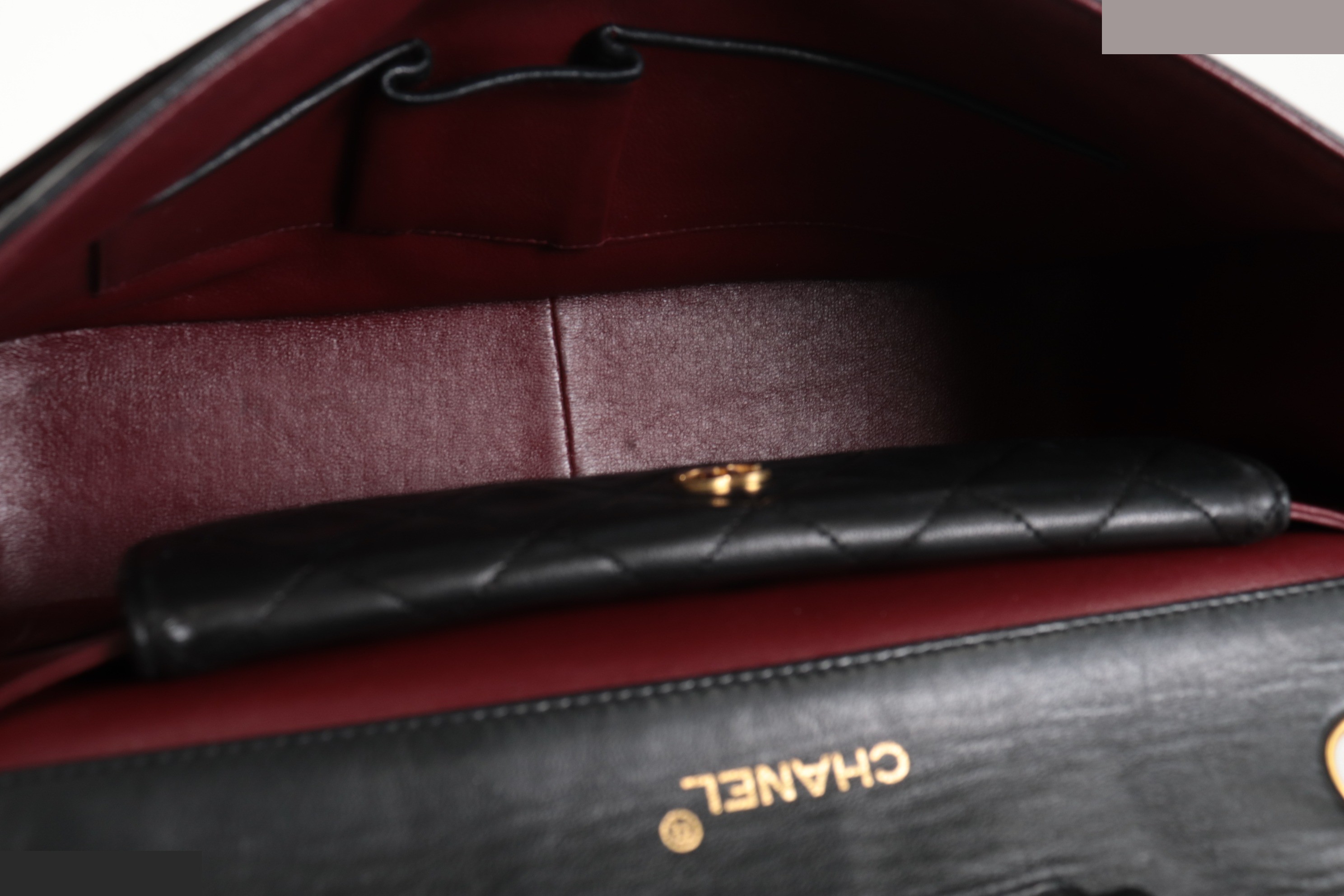 Matelassé 27 Lambskin Chain Shoulder Bag with Pouch, Unit No. 1 — view 9