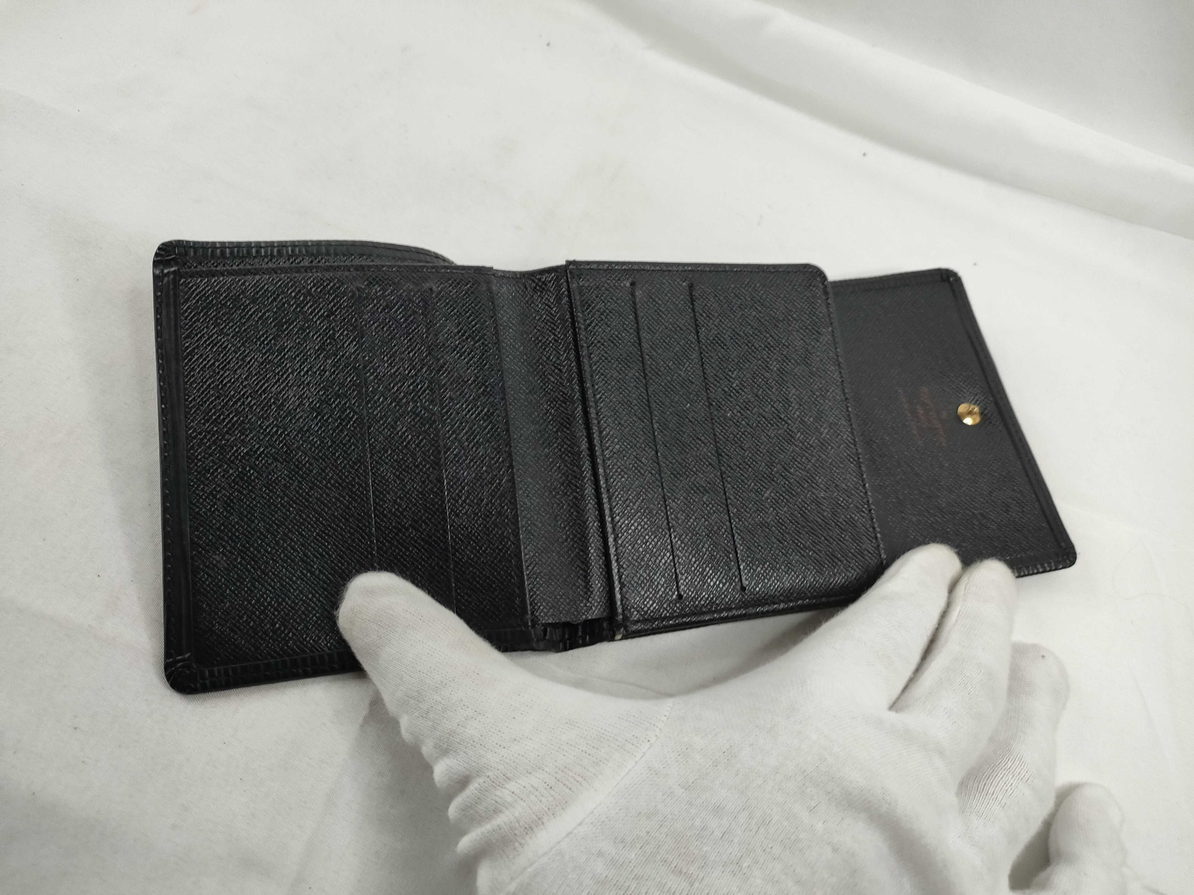 Epi Louis Vuitton Epi Portemonnaie Billet Carte Credit M63482/SP0041 Black Wallet — view 8