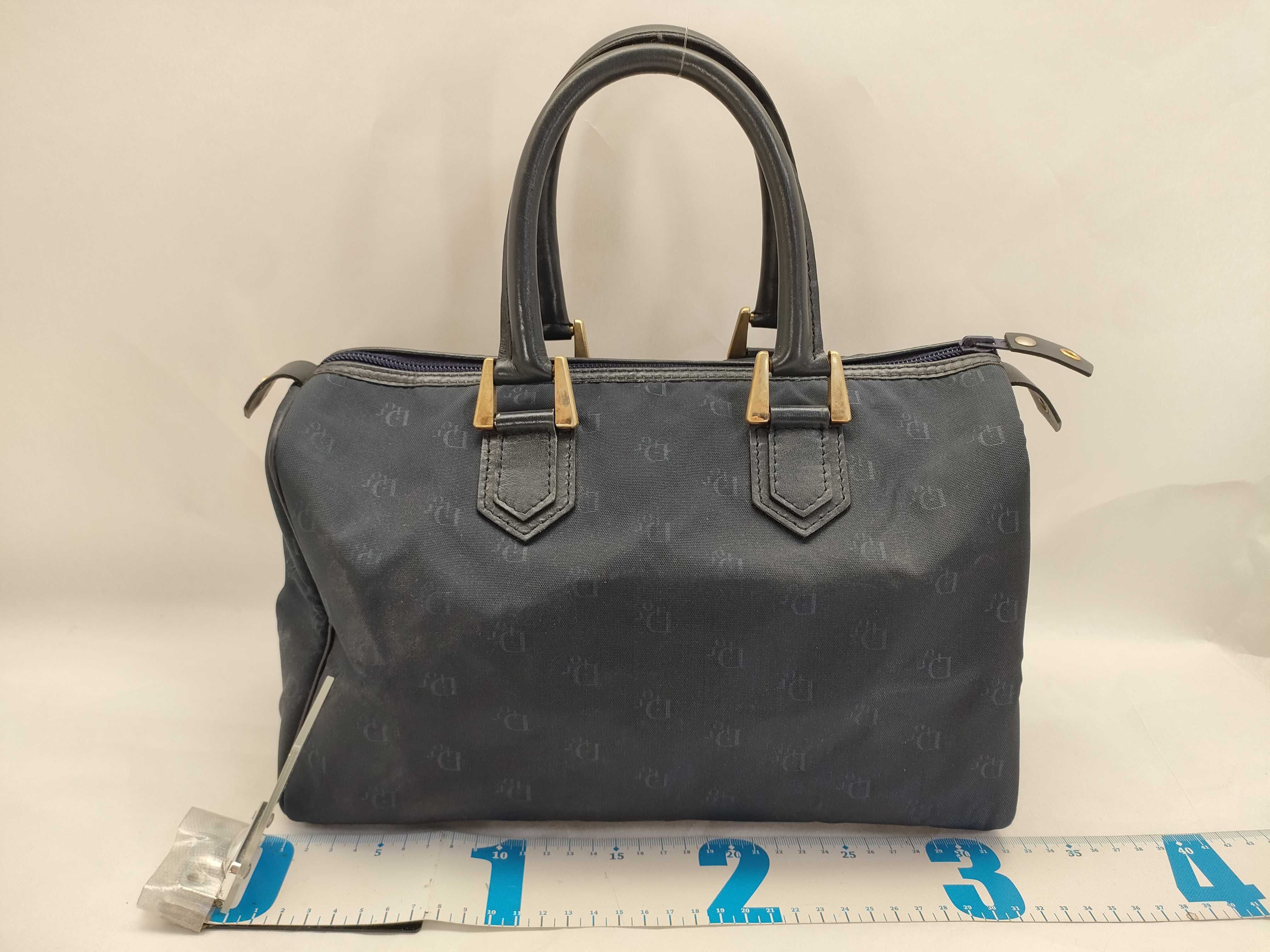 handbag — view 2