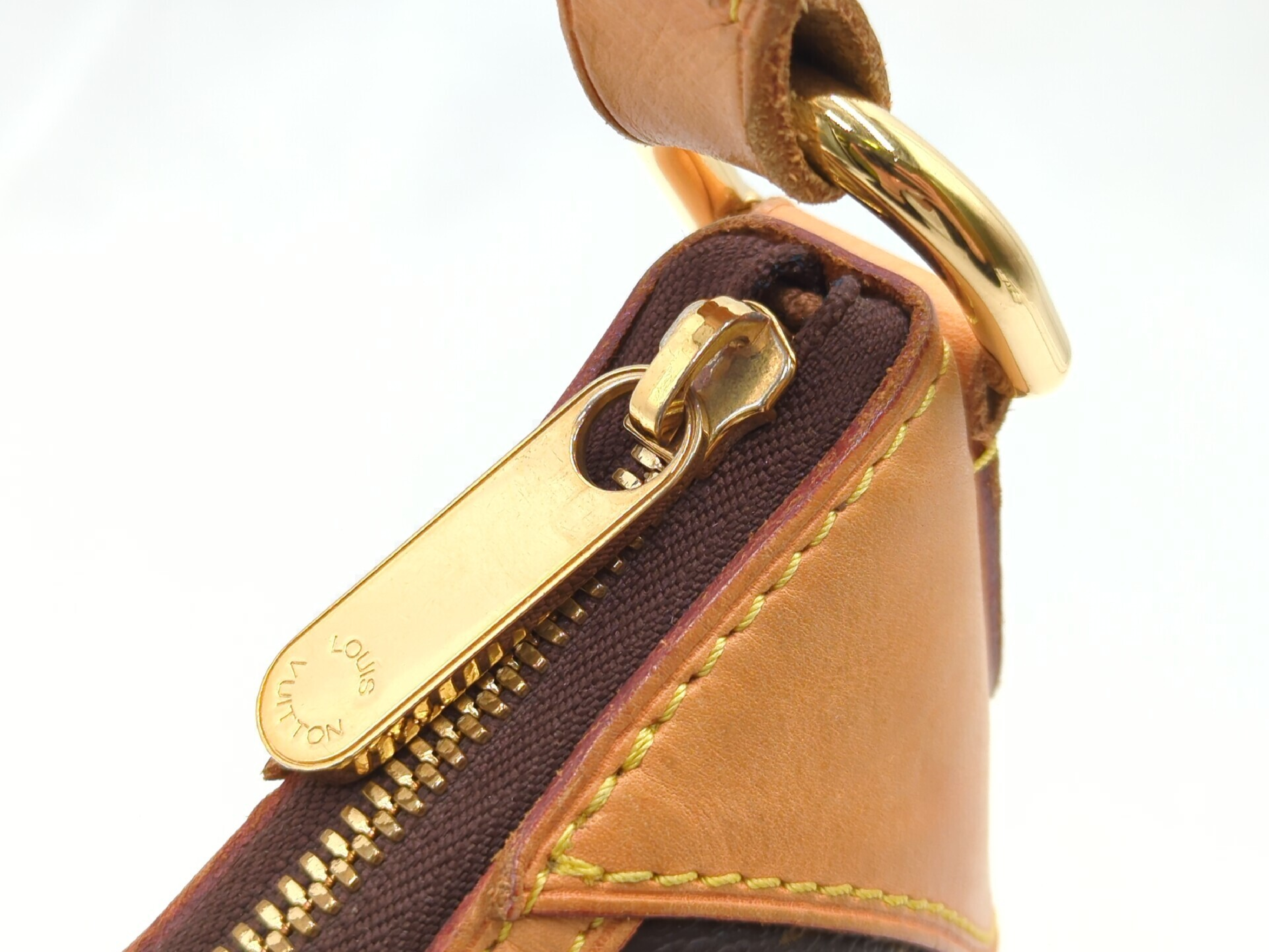 M56384 Monogram Thames PM Shoulder Bag — view 9