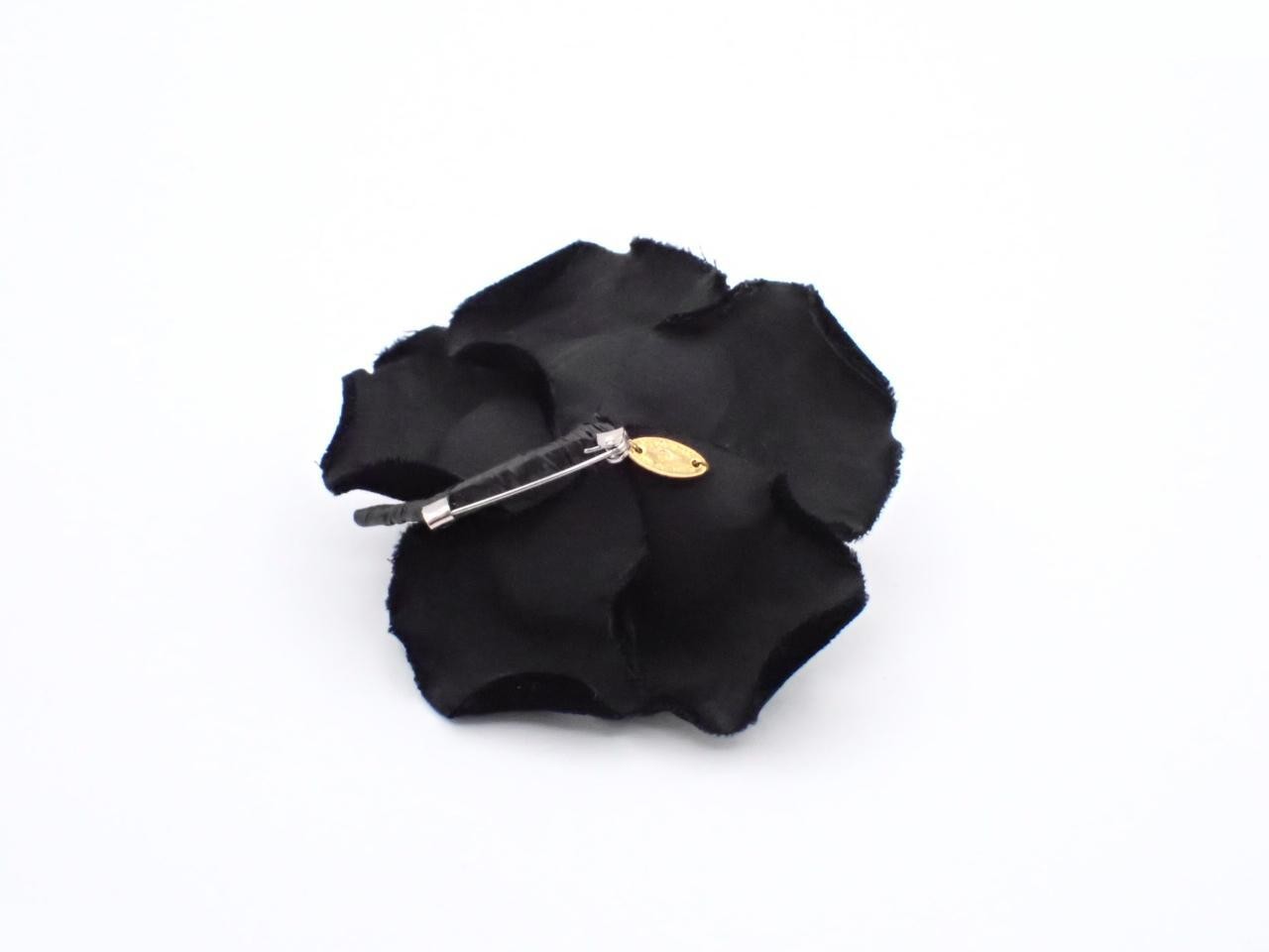 Camellia, black velvet brooch, with comment — view 2
