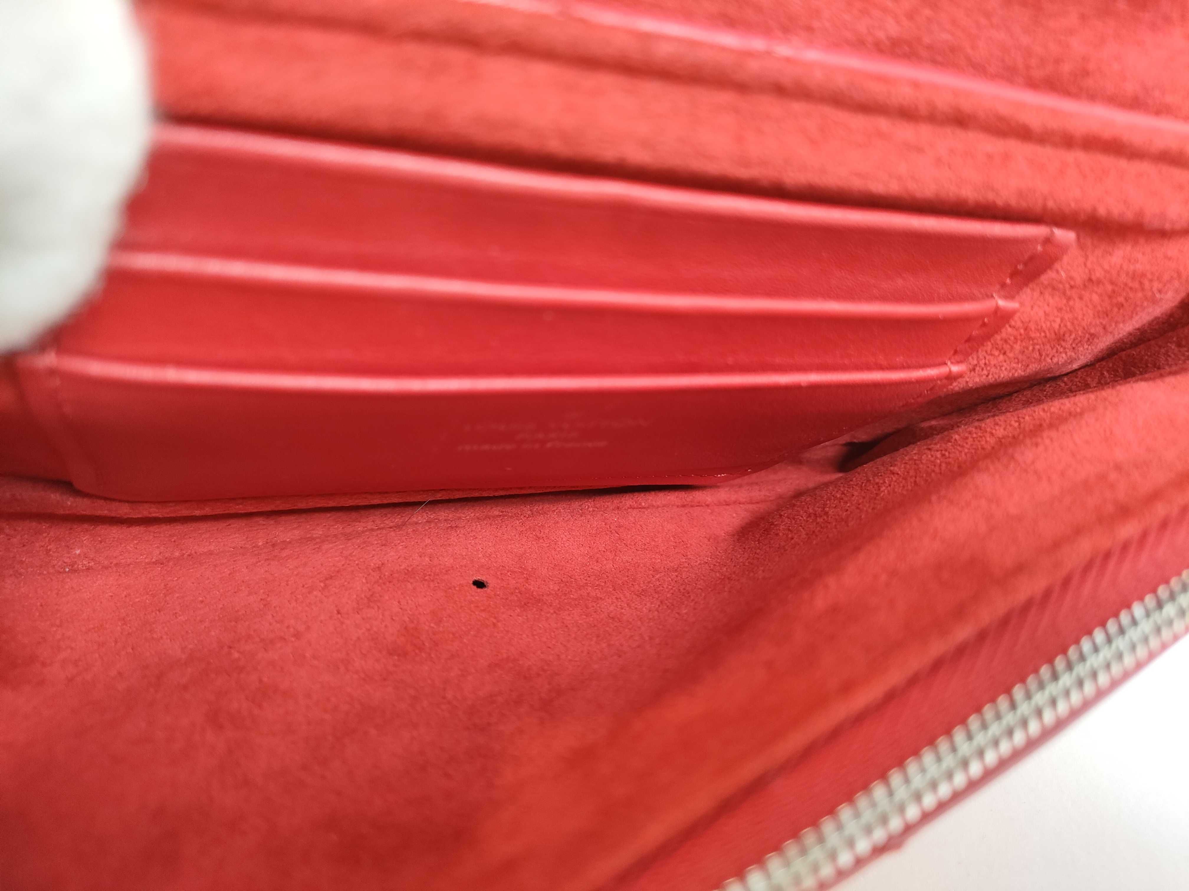 LV New Wave Shoulder Bag — view 10