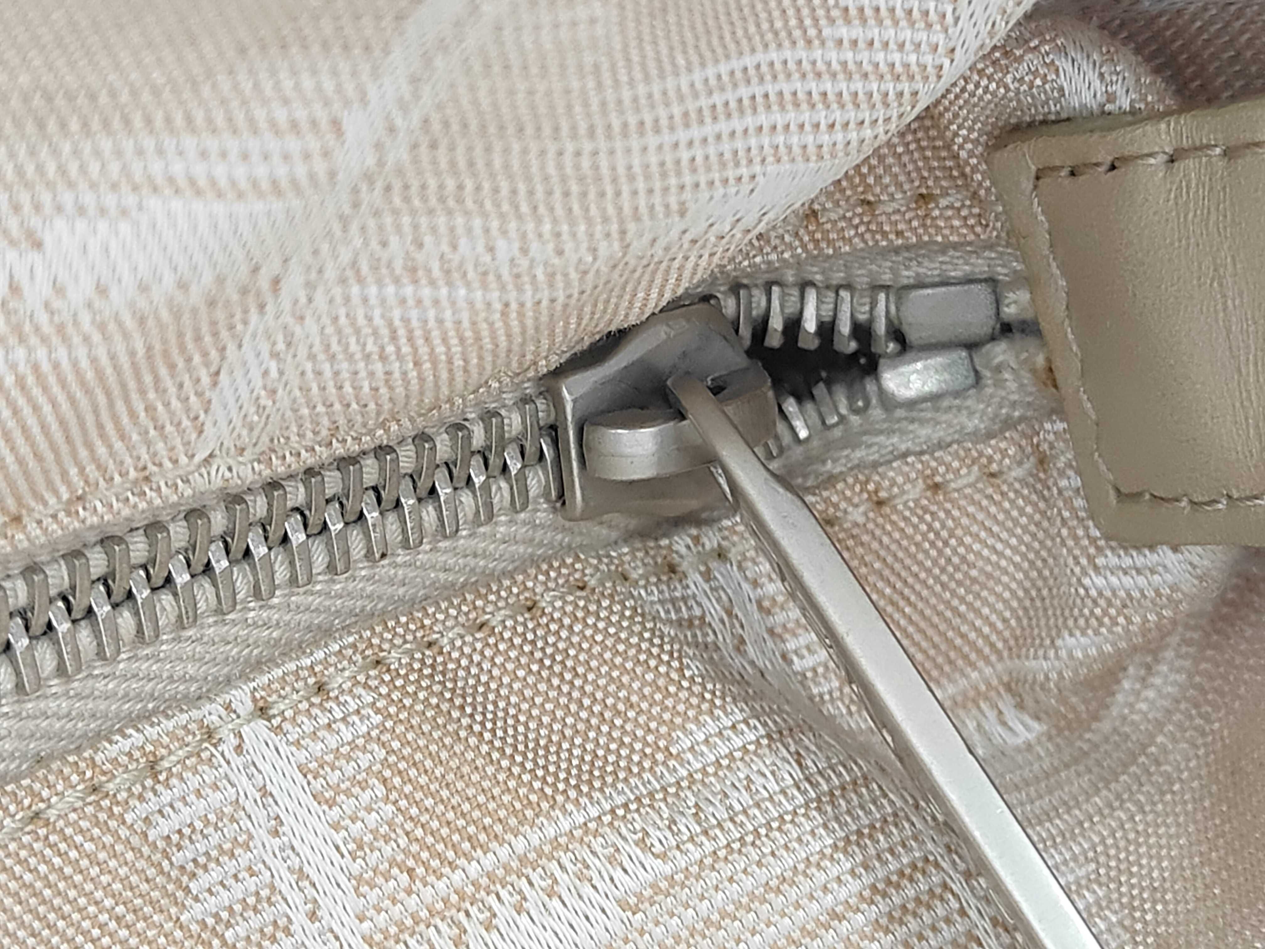 New Travel Line Tote Bag — view 9