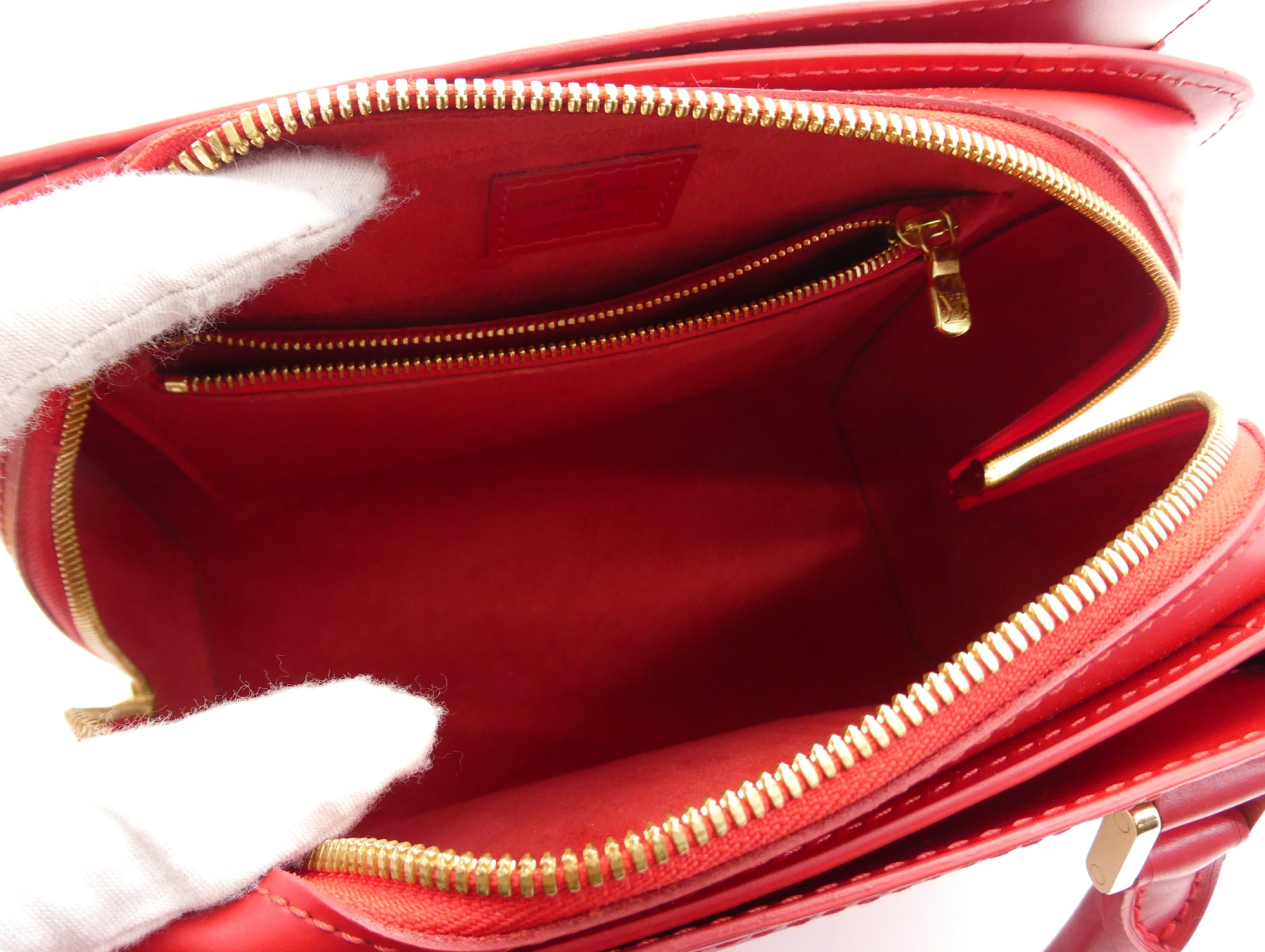 Epi Pont Neuf Handbag — view 7