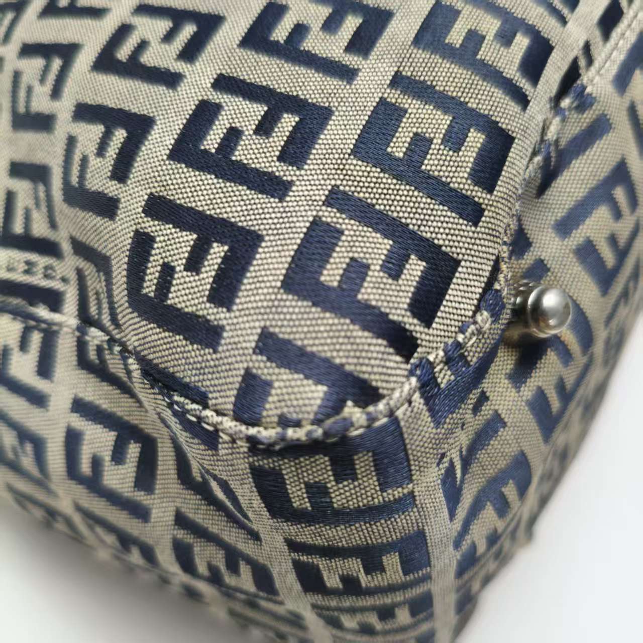 【*Shipped from: China*】FENDI Canvas Handbag — view 5