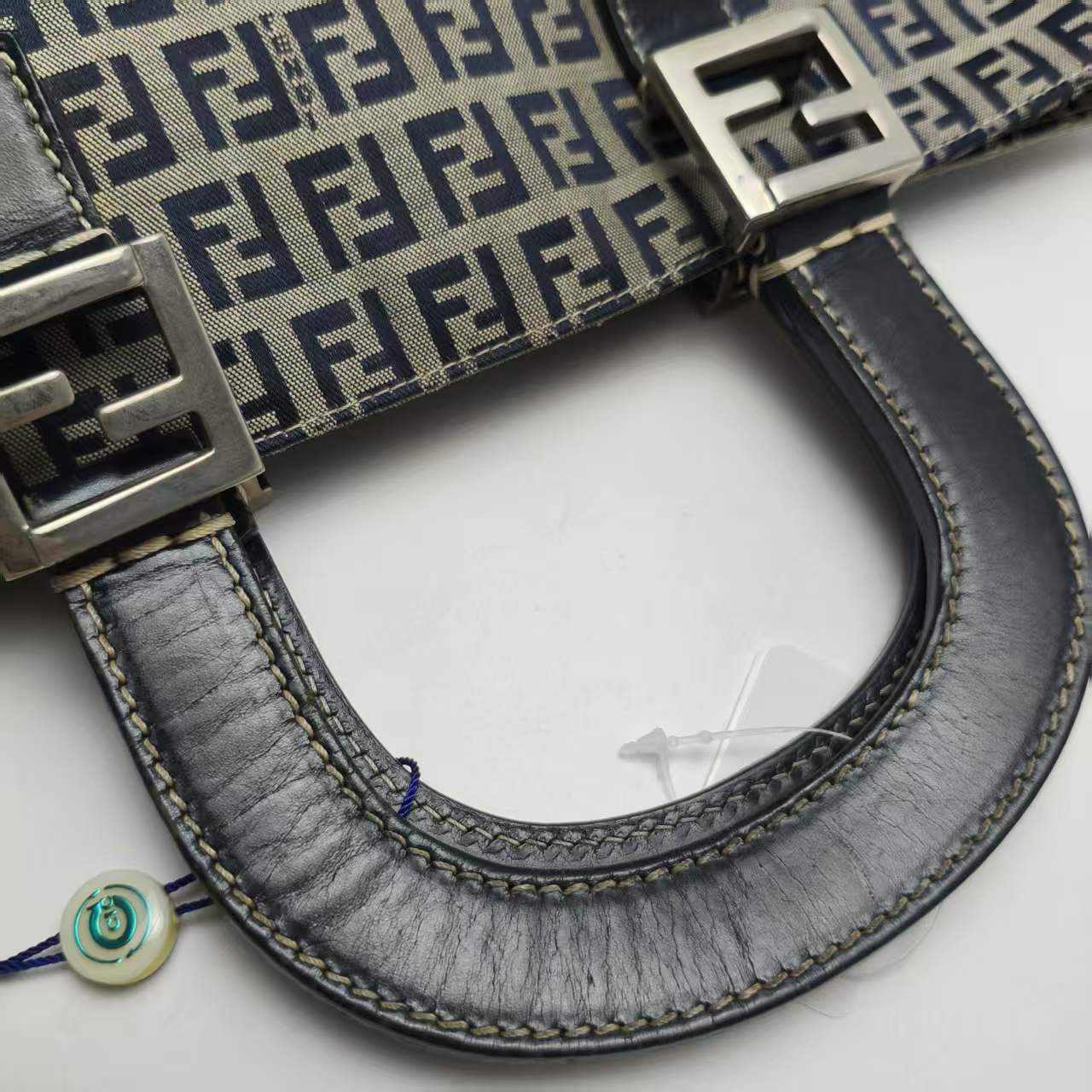 【*Shipped from: China*】FENDI Canvas Handbag — view 9
