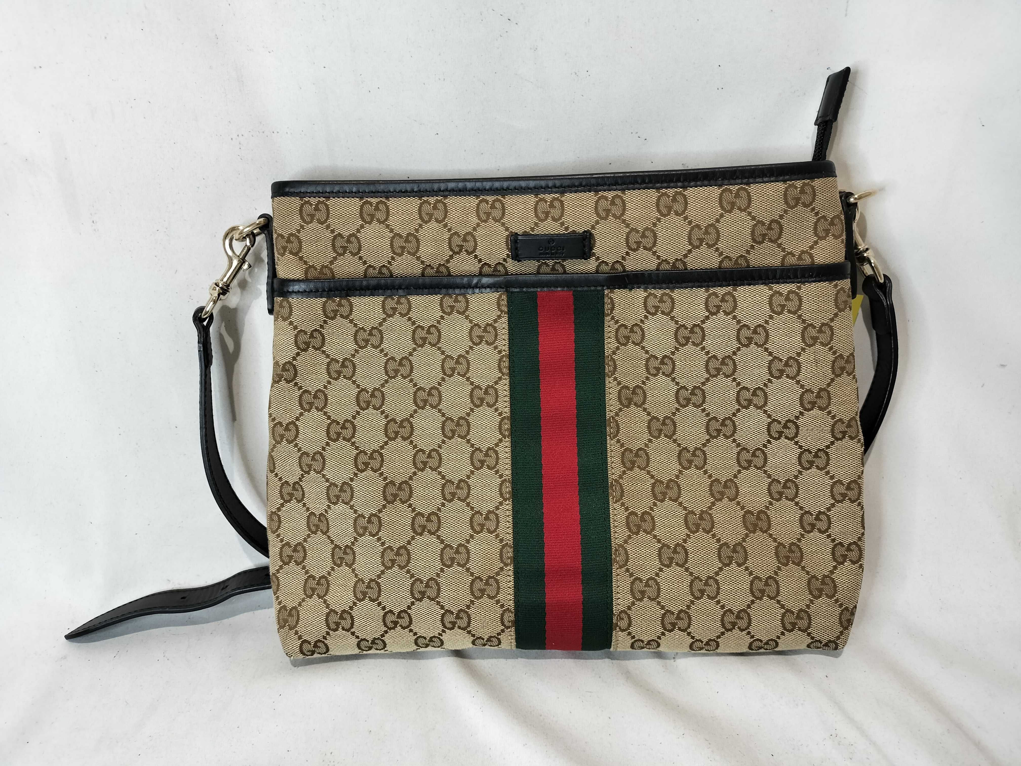 GG Canvas Sherry 388926 Shoulder Bag