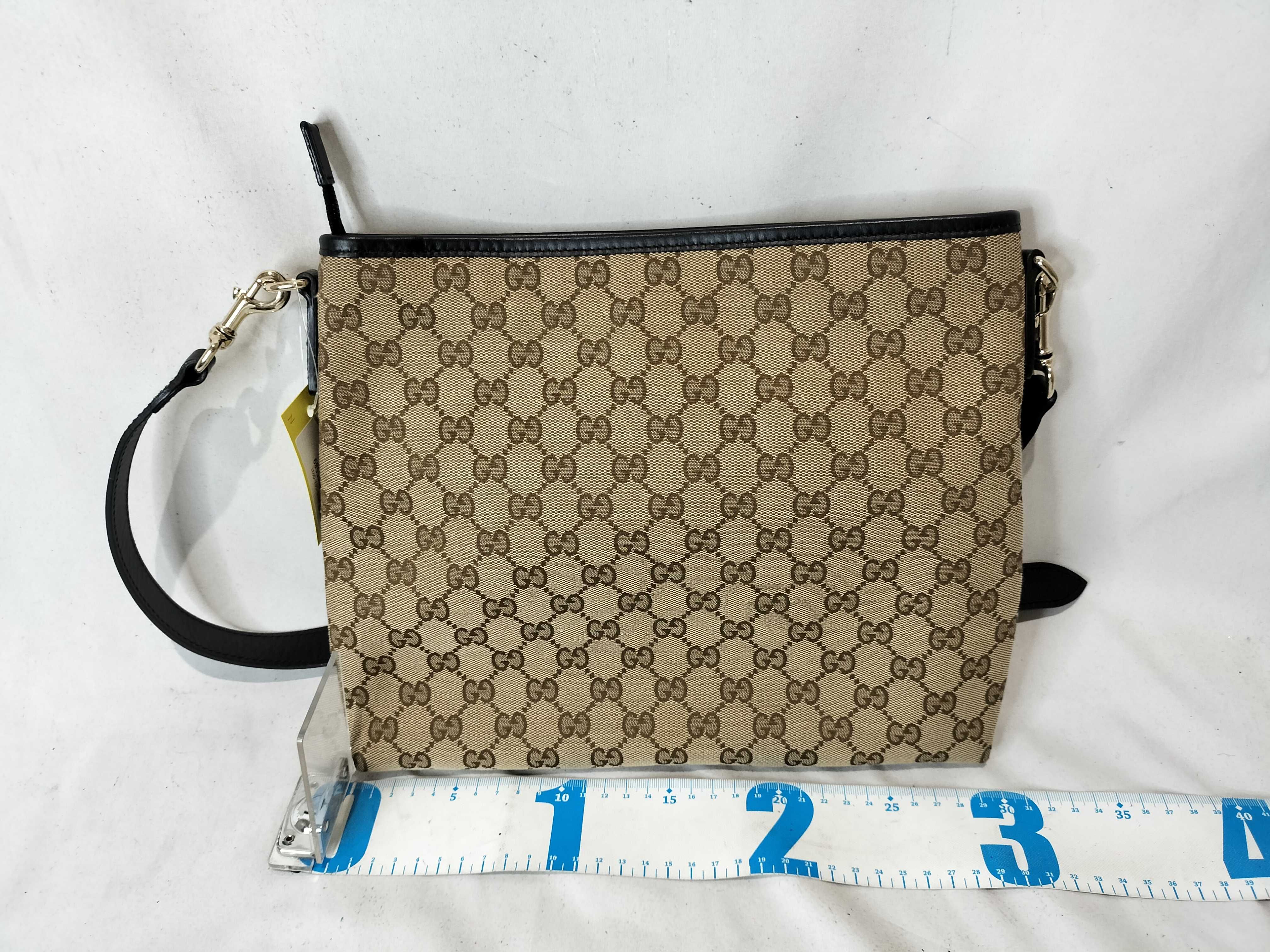 GG Canvas Sherry 388926 Shoulder Bag — view 3