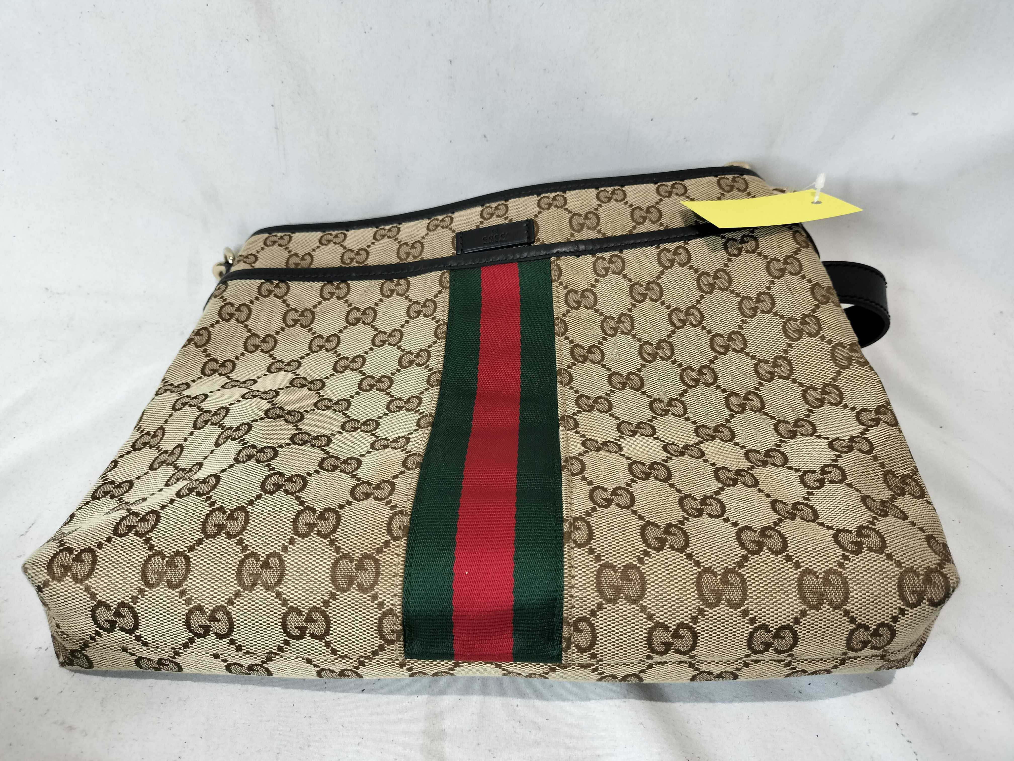 GG Canvas Sherry 388926 Shoulder Bag — view 8