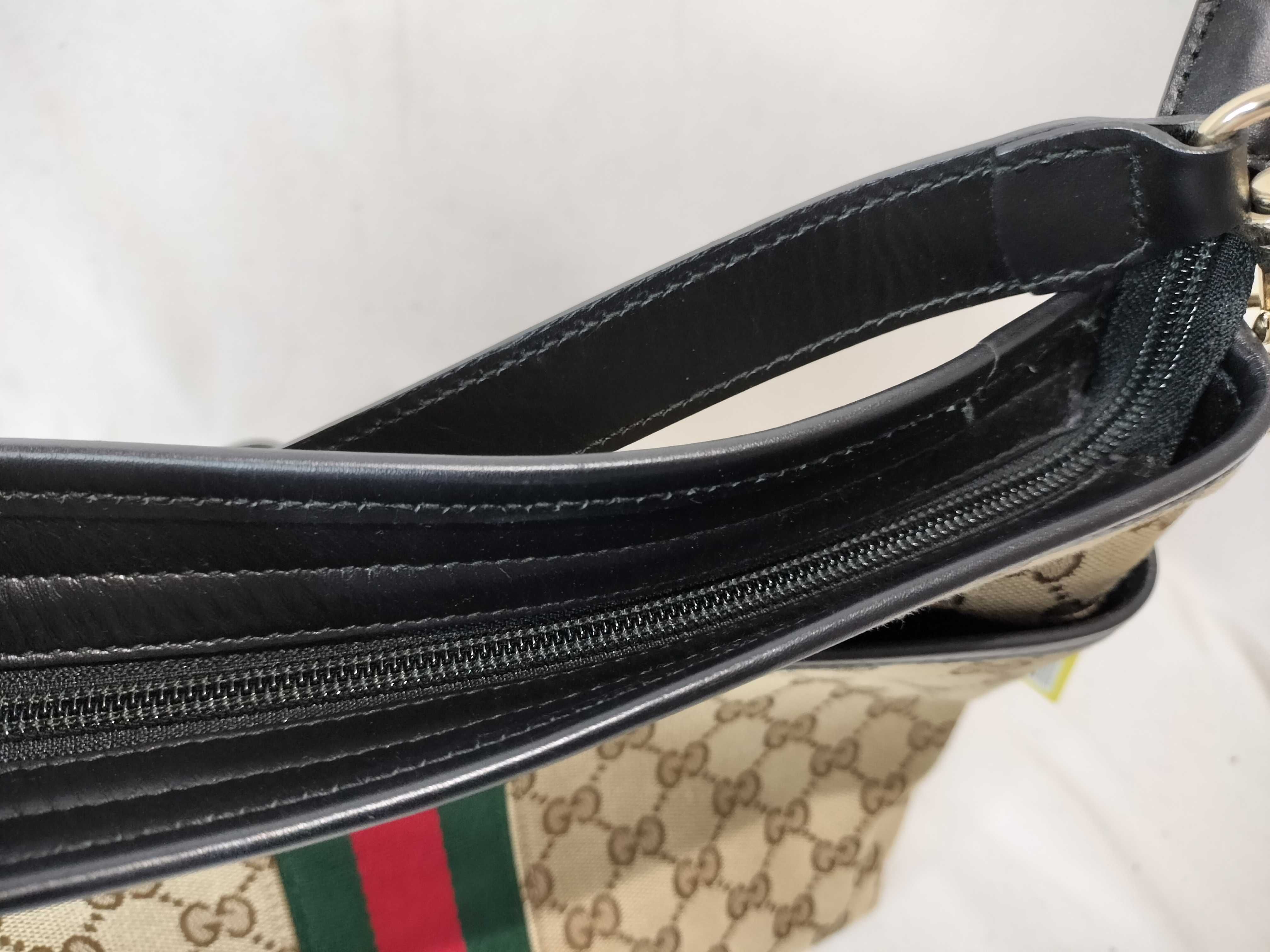 GG Canvas Sherry 388926 Shoulder Bag — view 9