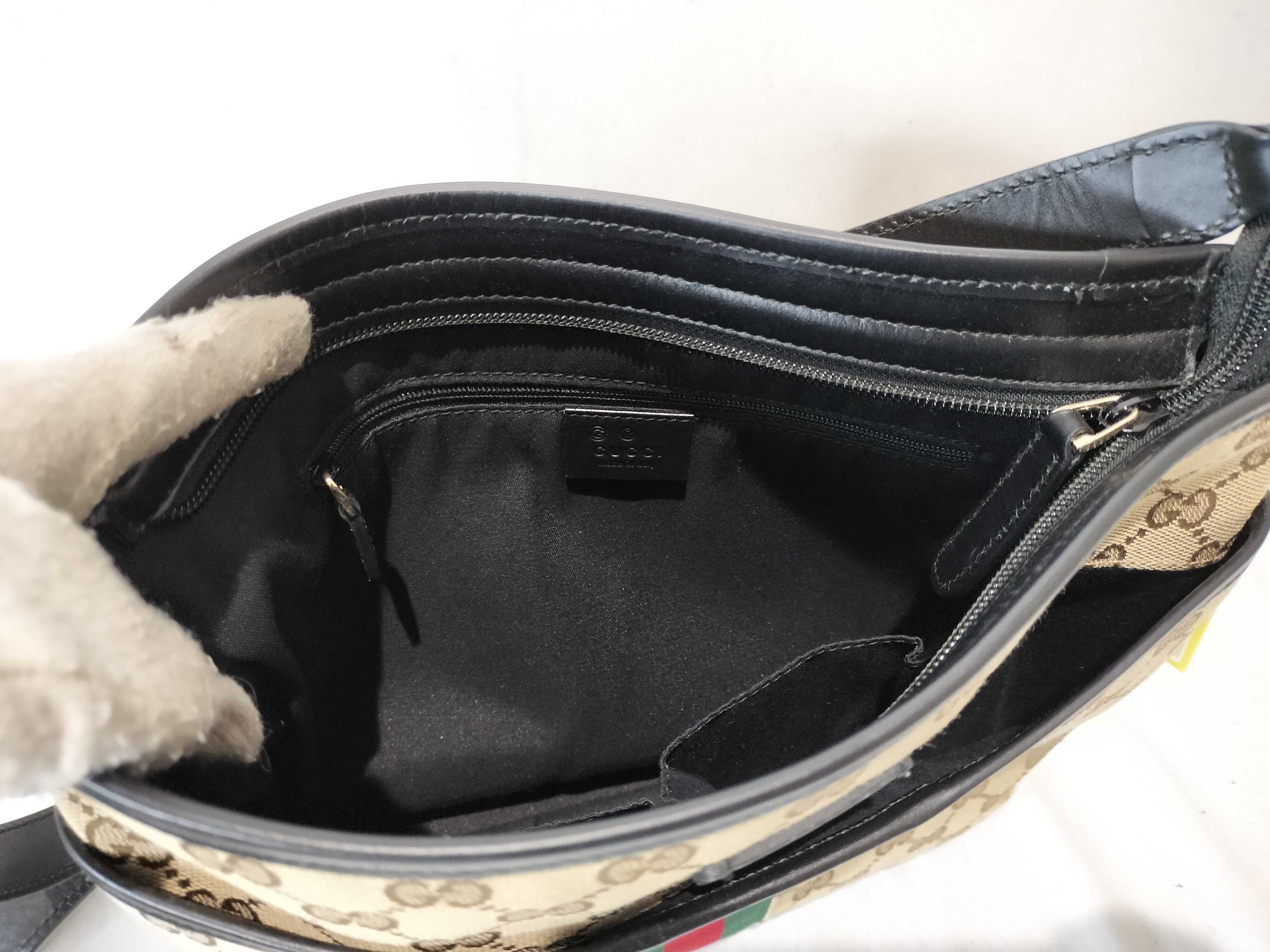 GG Canvas Sherry 388926 Shoulder Bag — view 10