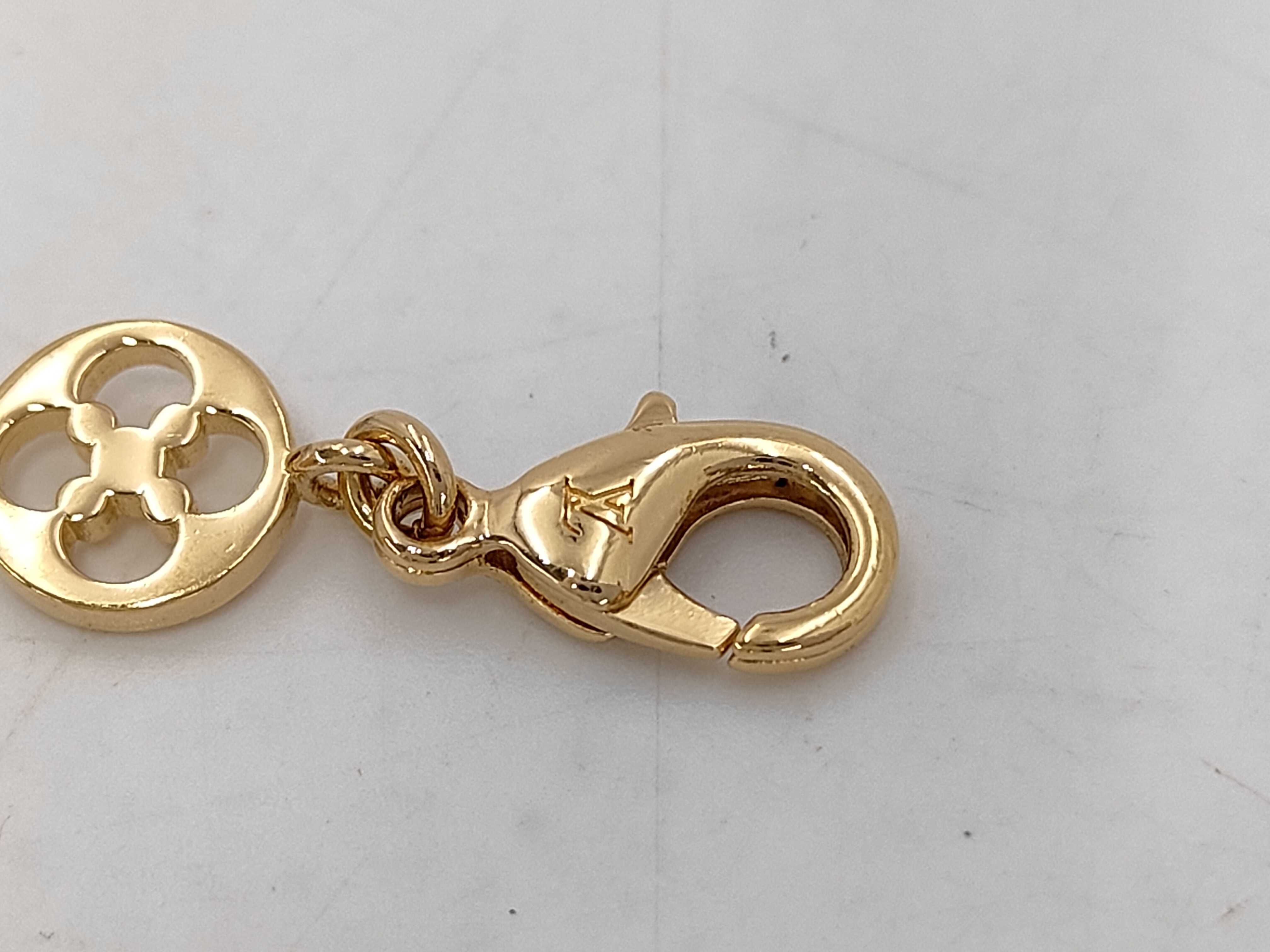 LV Charm Key M04052 Charm — view 3