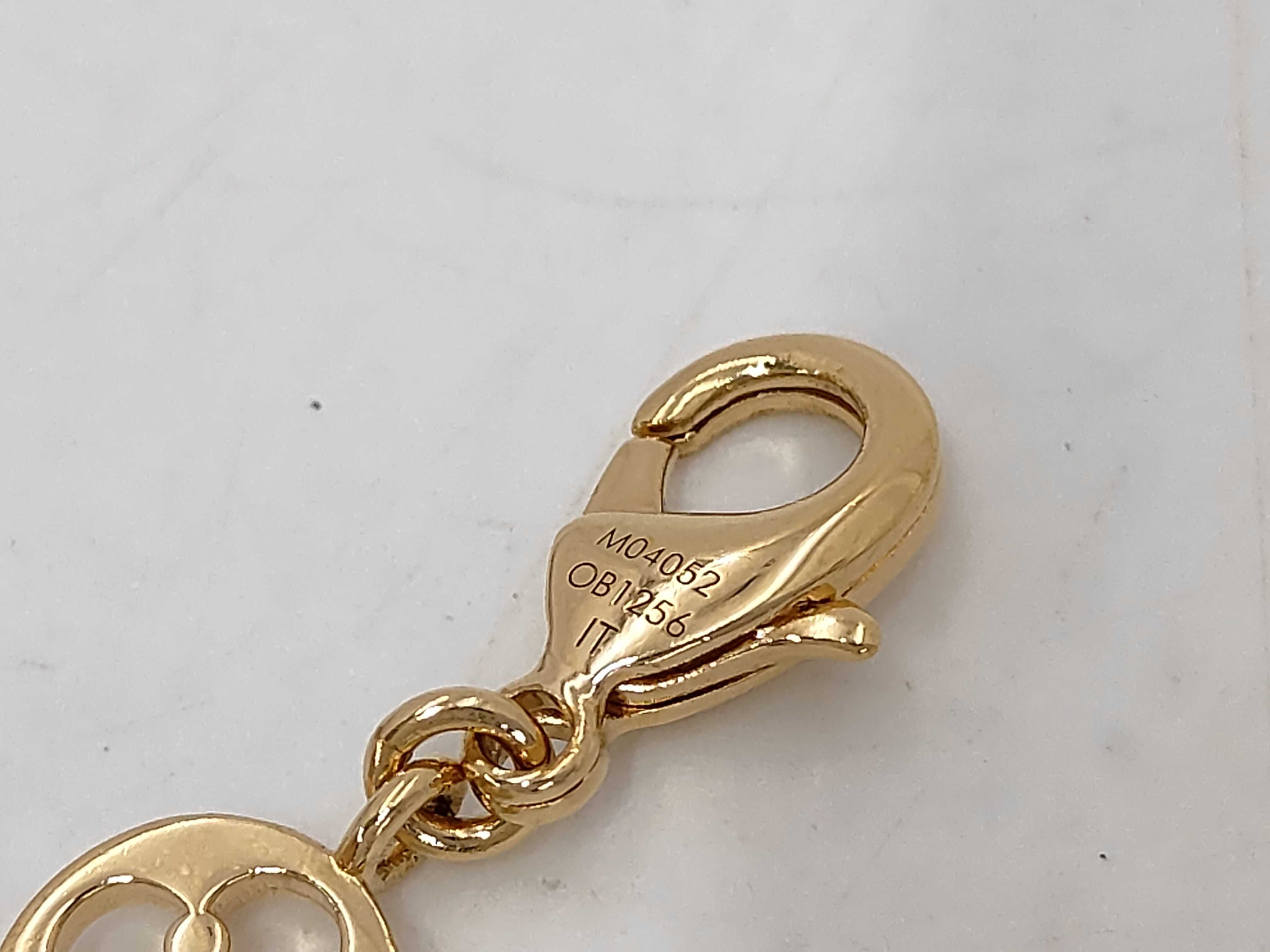 LV Charm Key M04052 Charm — view 4