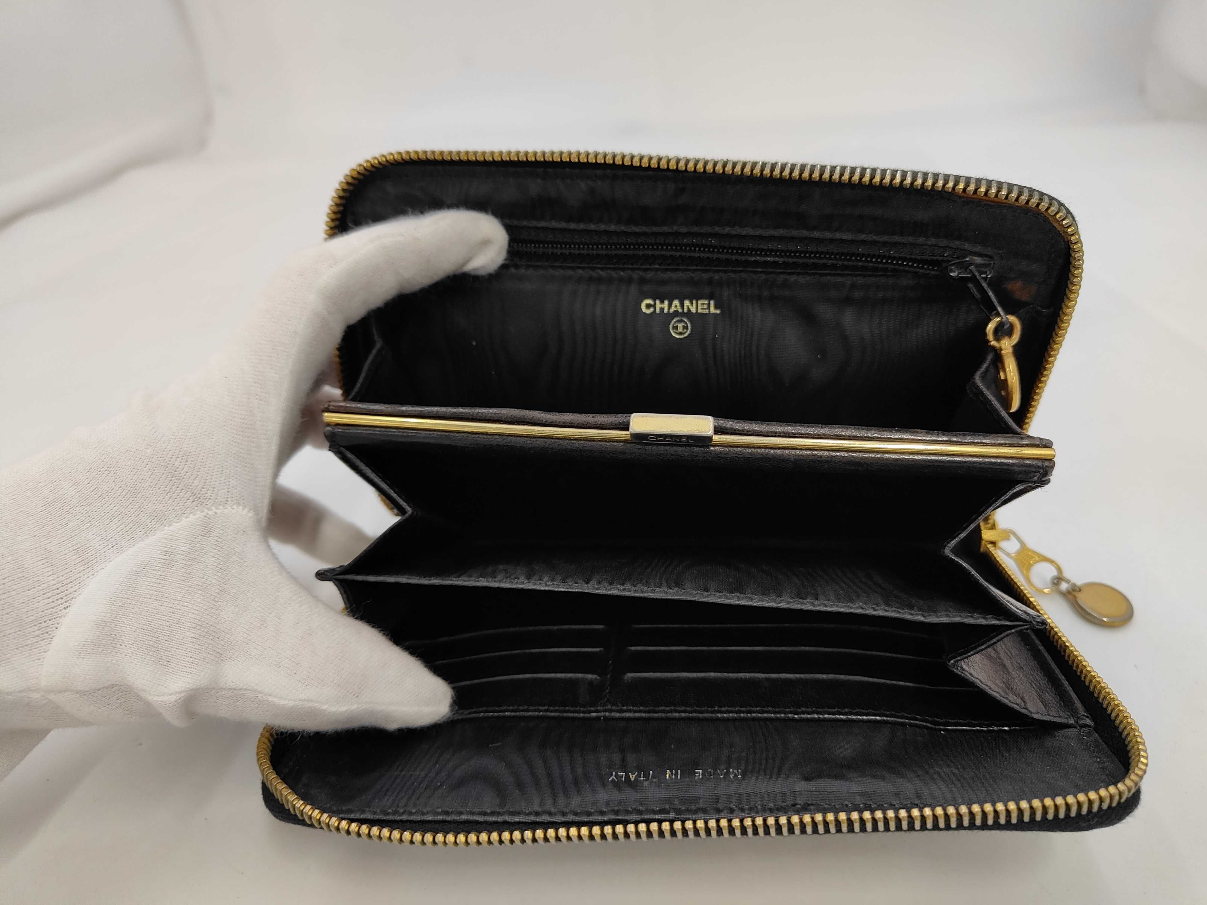 Caviar Skin Round Zip Long Wallet — view 7