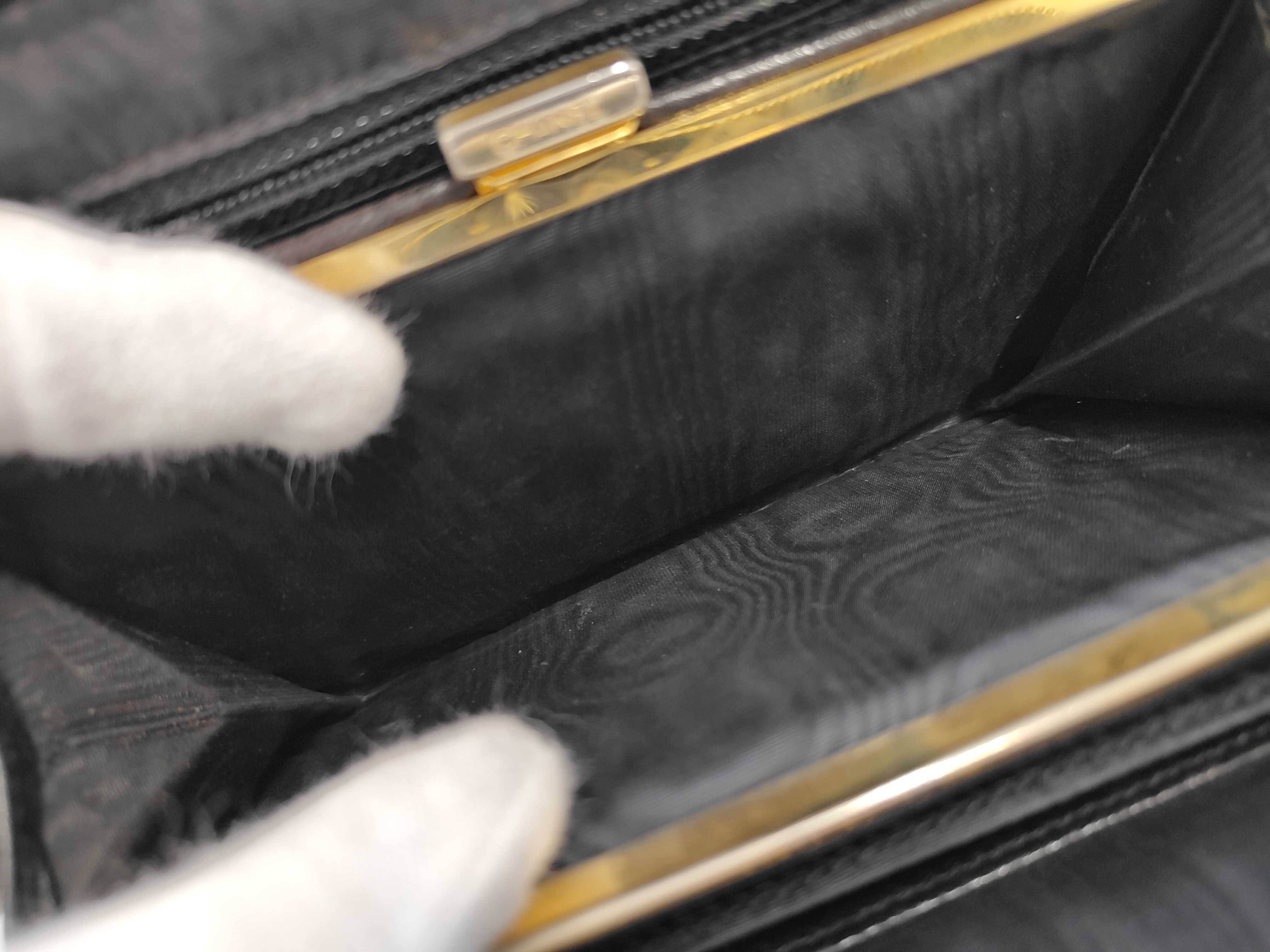 Caviar Skin Round Zip Long Wallet — view 9