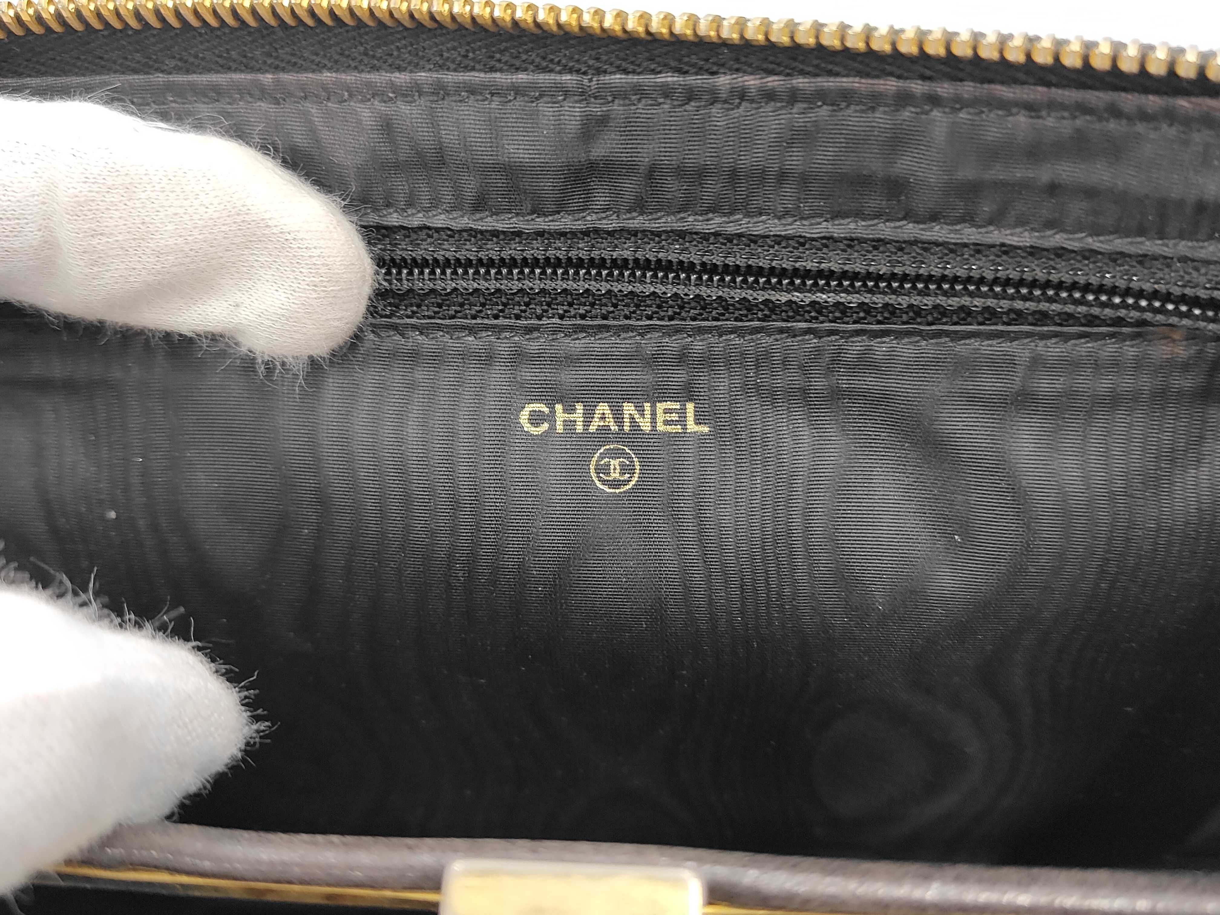Caviar Skin Round Zip Long Wallet — view 10