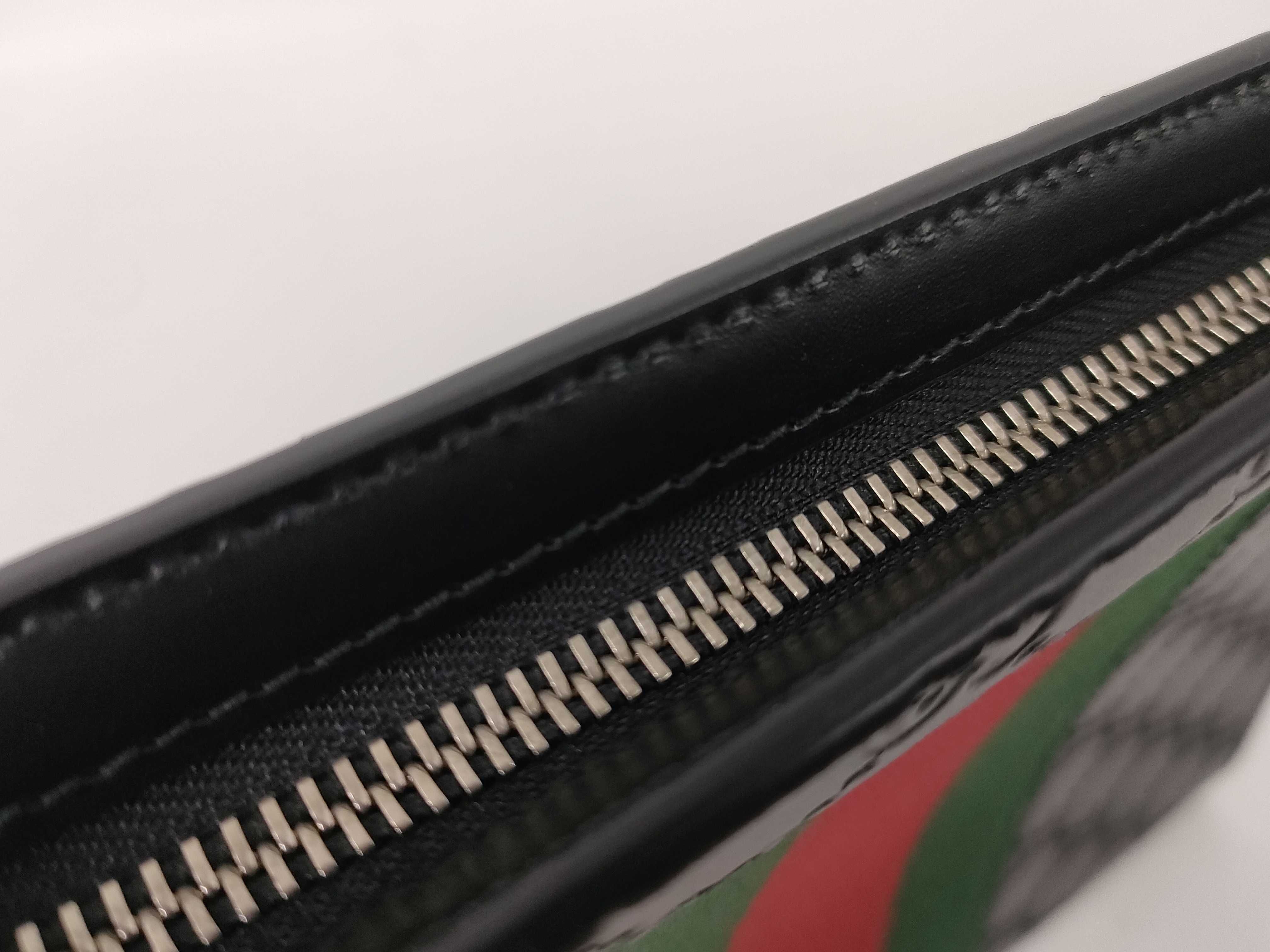 Guccisima Gucci GG Supreme Leather Clutch Bag — view 5