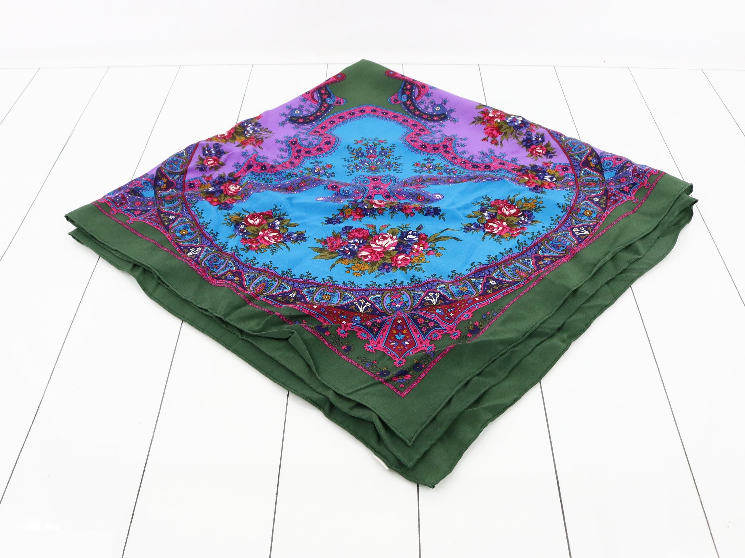 scarf — view 2