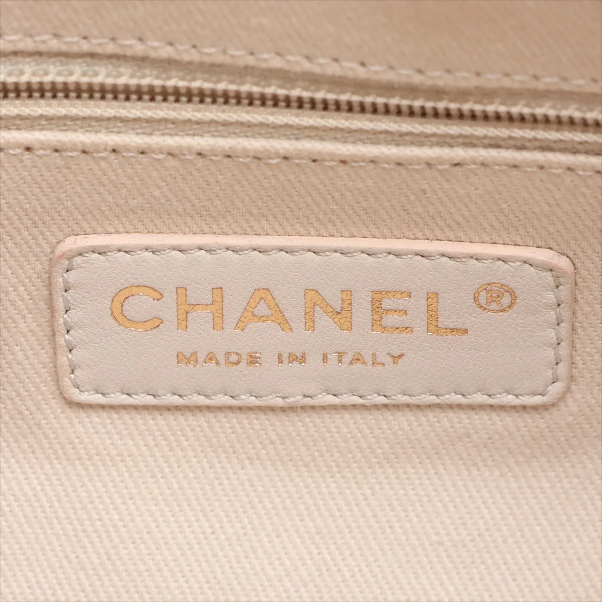 Matelassé Caviar Skin Chain Tote Bag, Gold, Gold Hardware, 17681805, Serial Number 17 — view 13