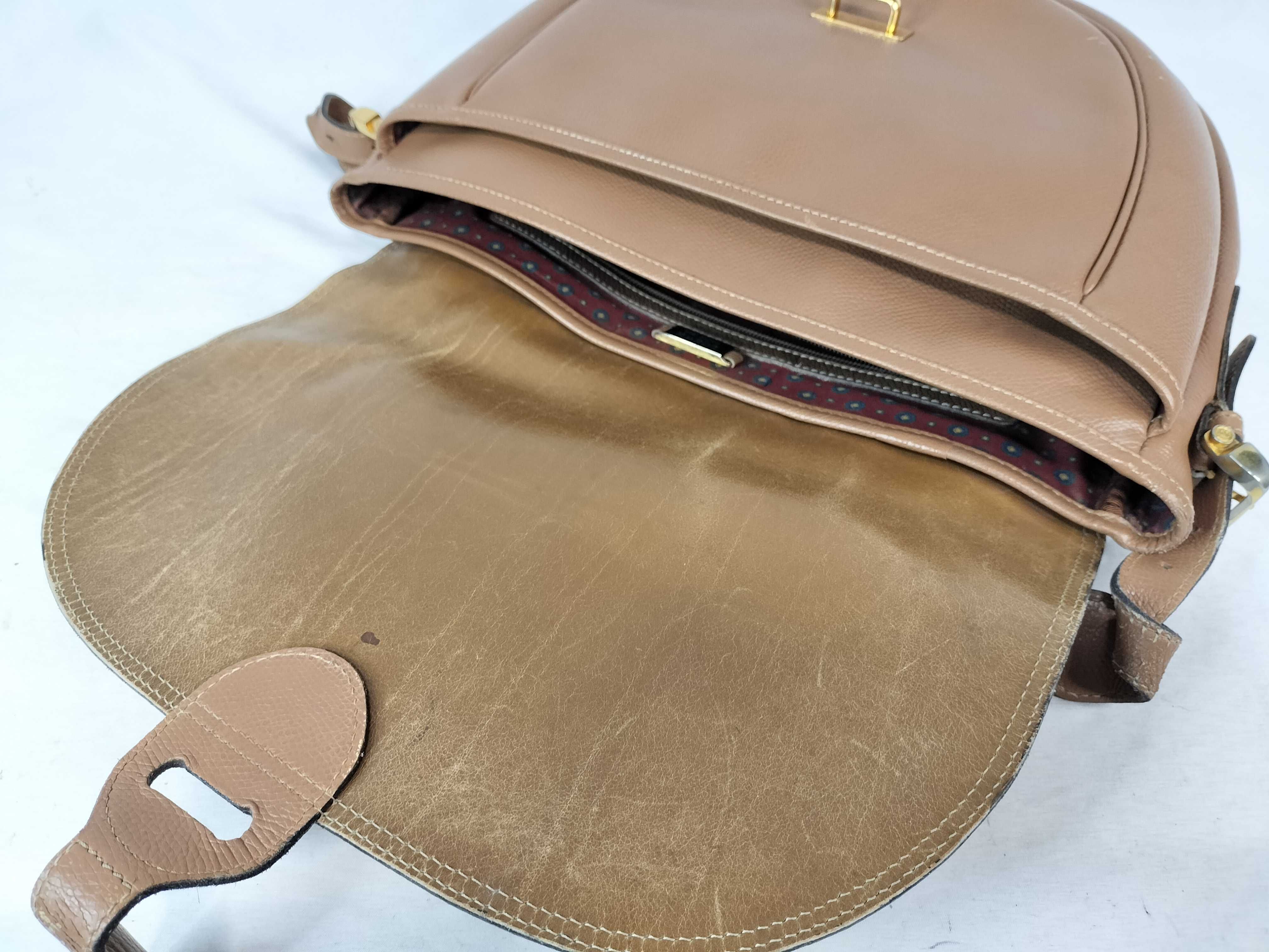 Anagram Leather Shoulder Bag, Brown, W30cm — view 8