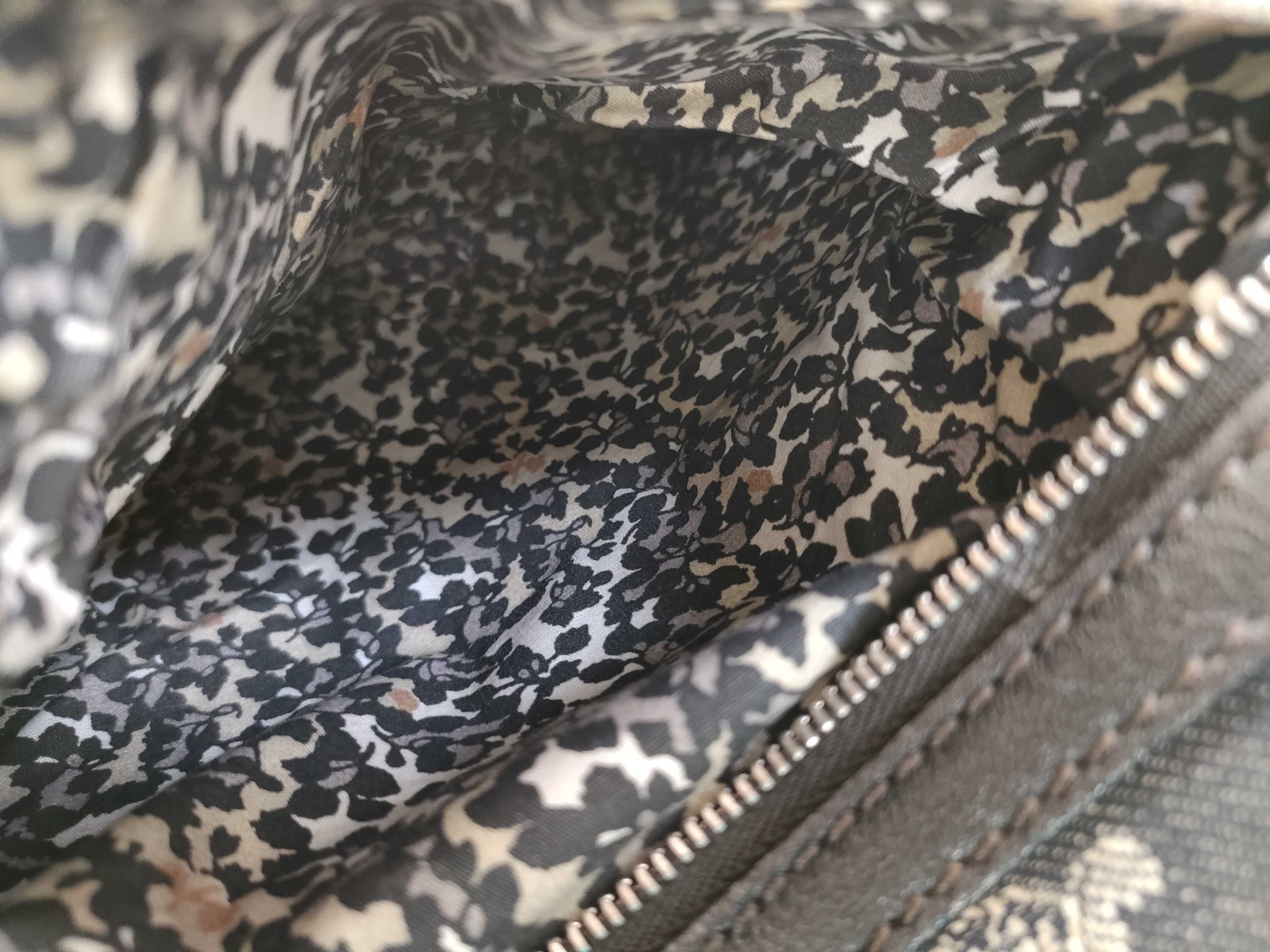 Denim Paris Macadam Shoulder Bag (with all-over print interior) — view 14