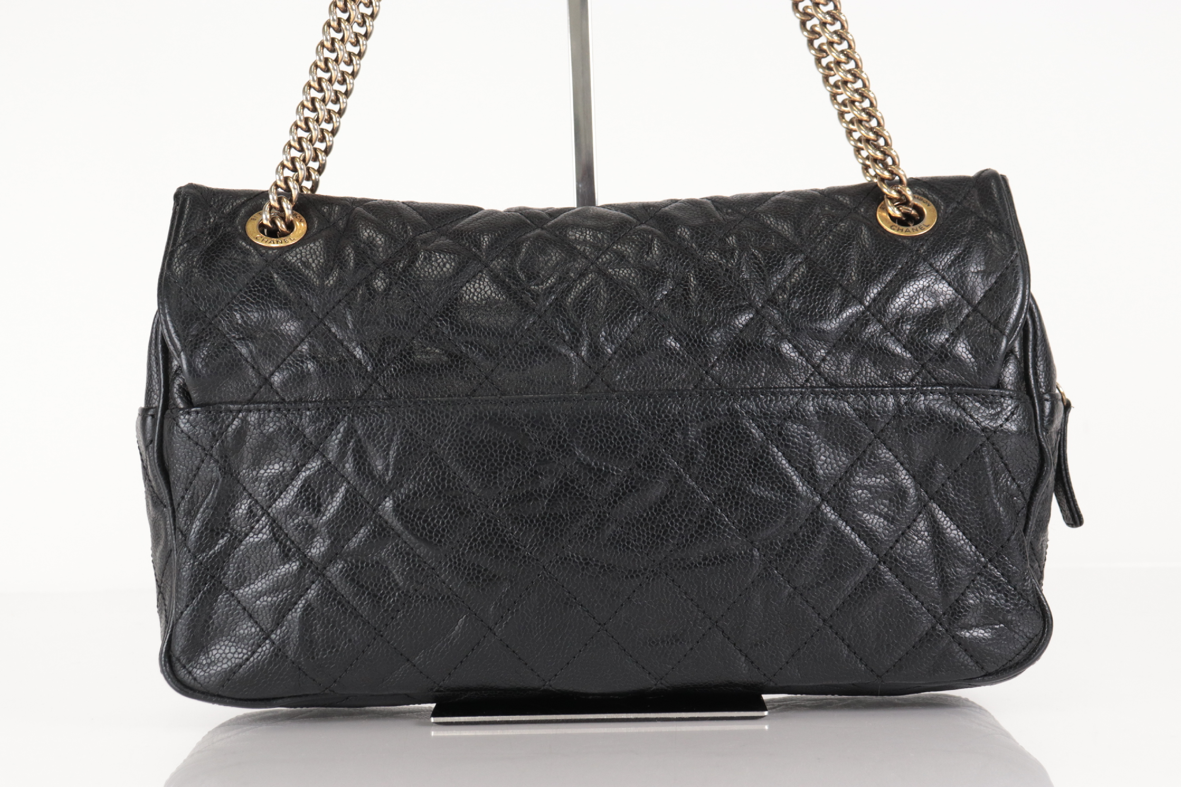 Turnlock Caviar Chain Shoulder Bag (Serial No. 16) — view 3
