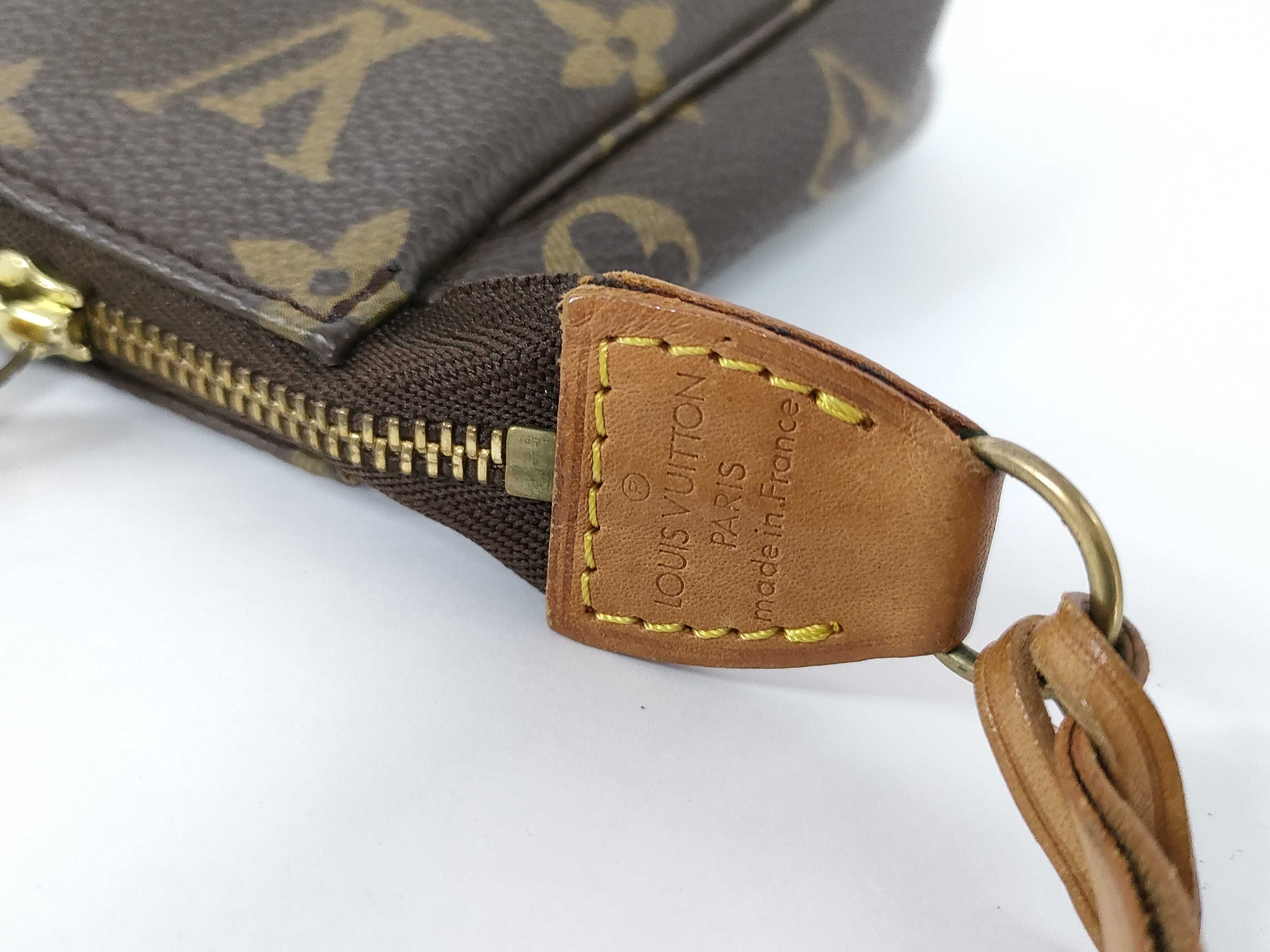 Monogram Pochette Accessoires M40712 Monogram Pouch Handbag Pouch — view 11