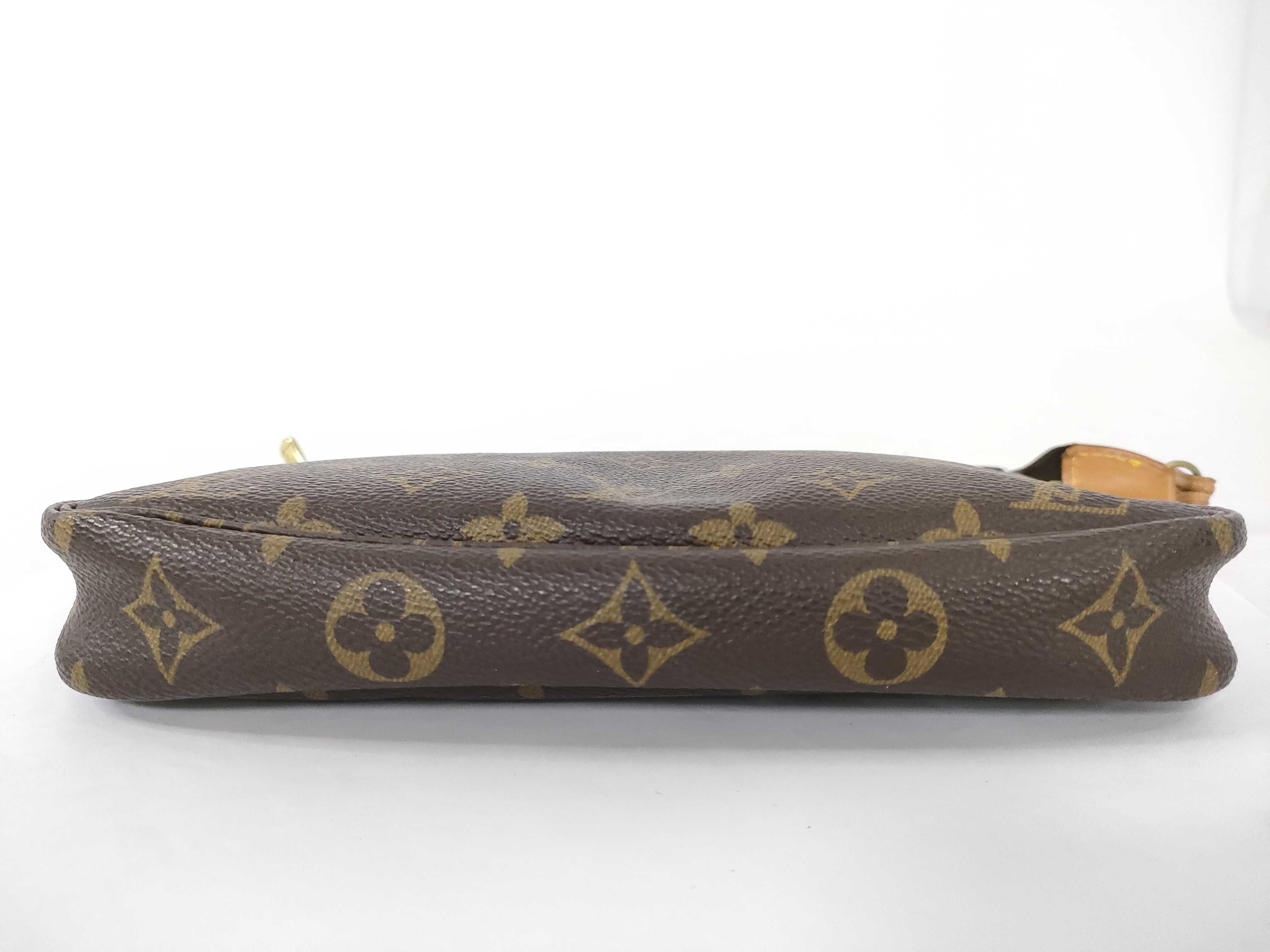 Monogram Pochette Accessoires M40712 Monogram Pouch Handbag Pouch — view 7