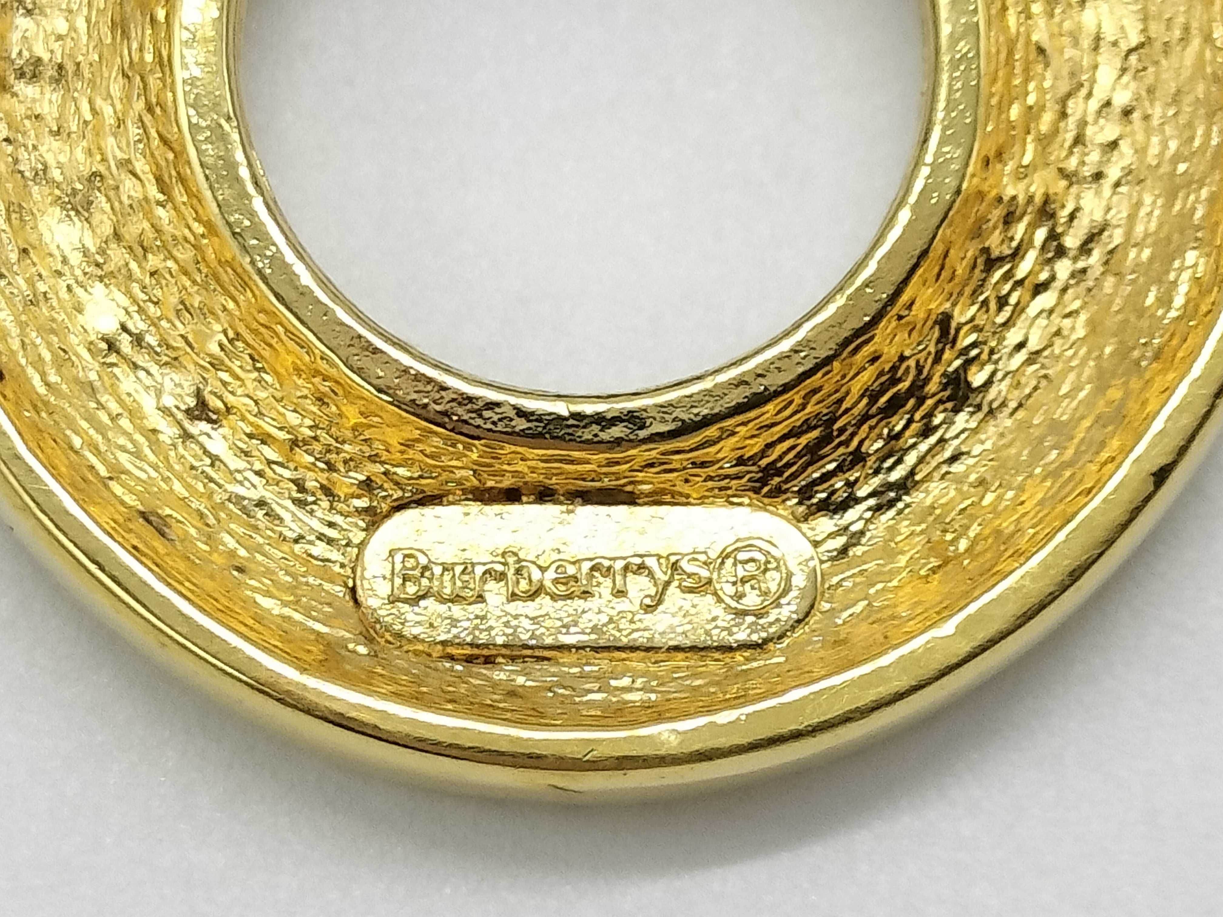 brooch — view 5