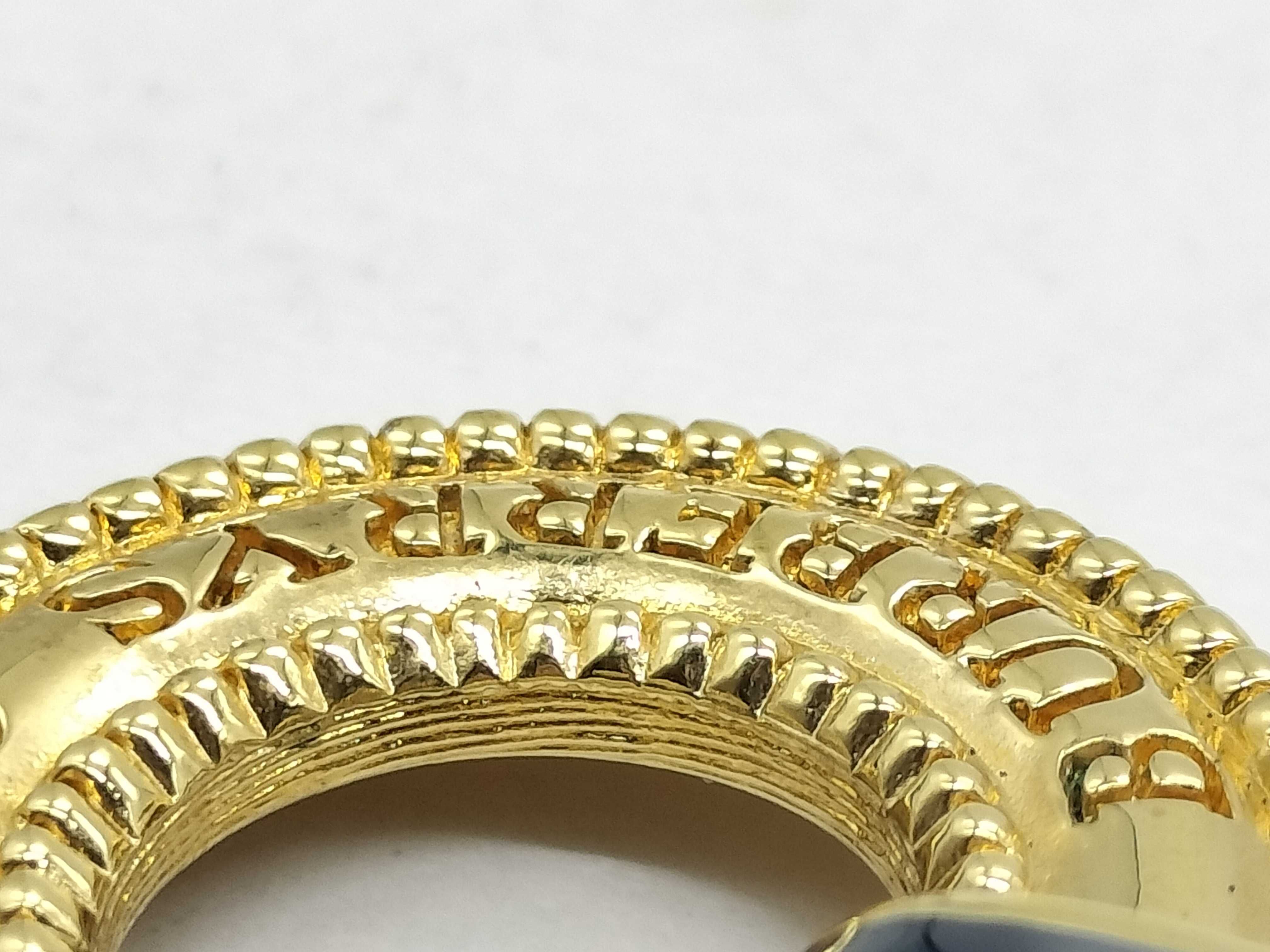 brooch — view 8