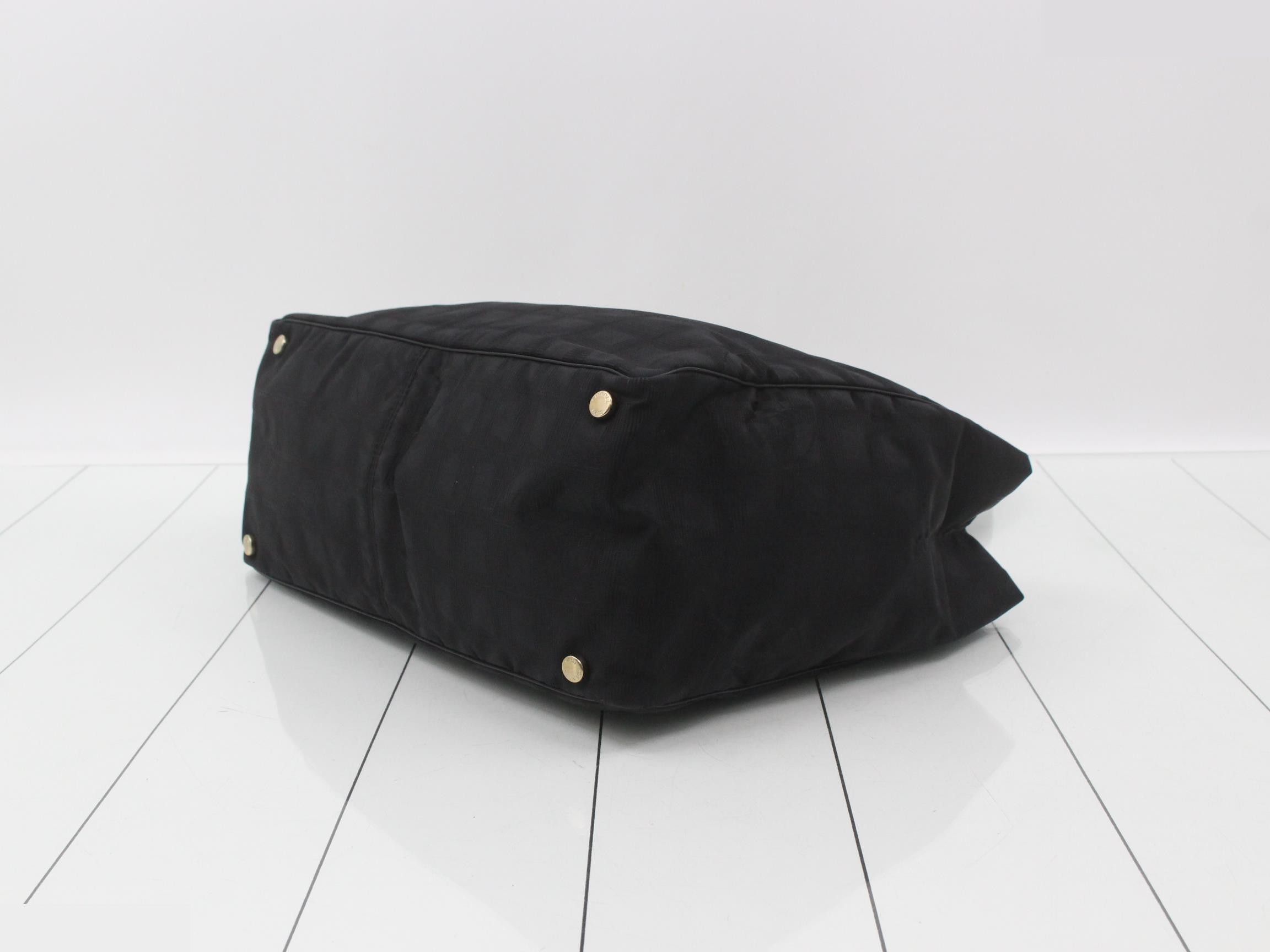 New Travel Line Tote MM, Black, Series 9, Sticker Included, 35 x 26 x 15 cm — view 6