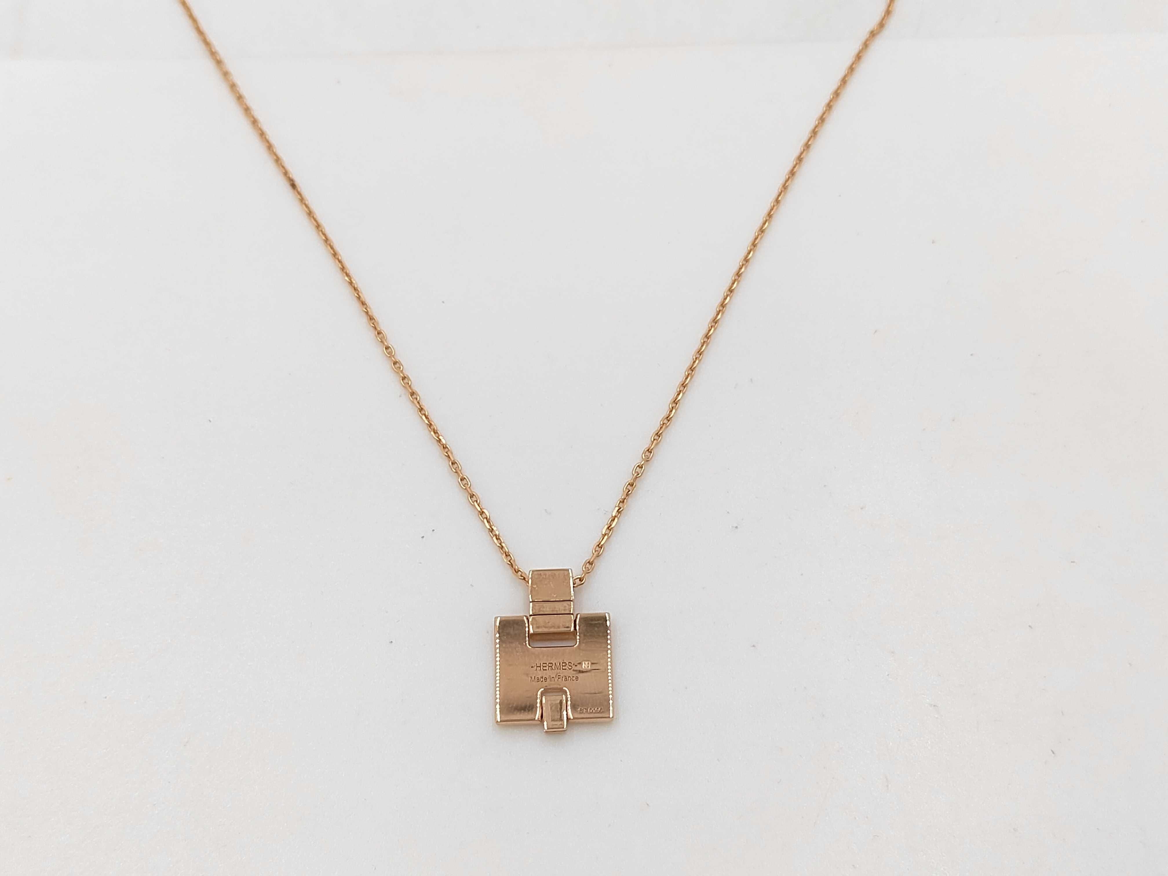 necklace — view 2