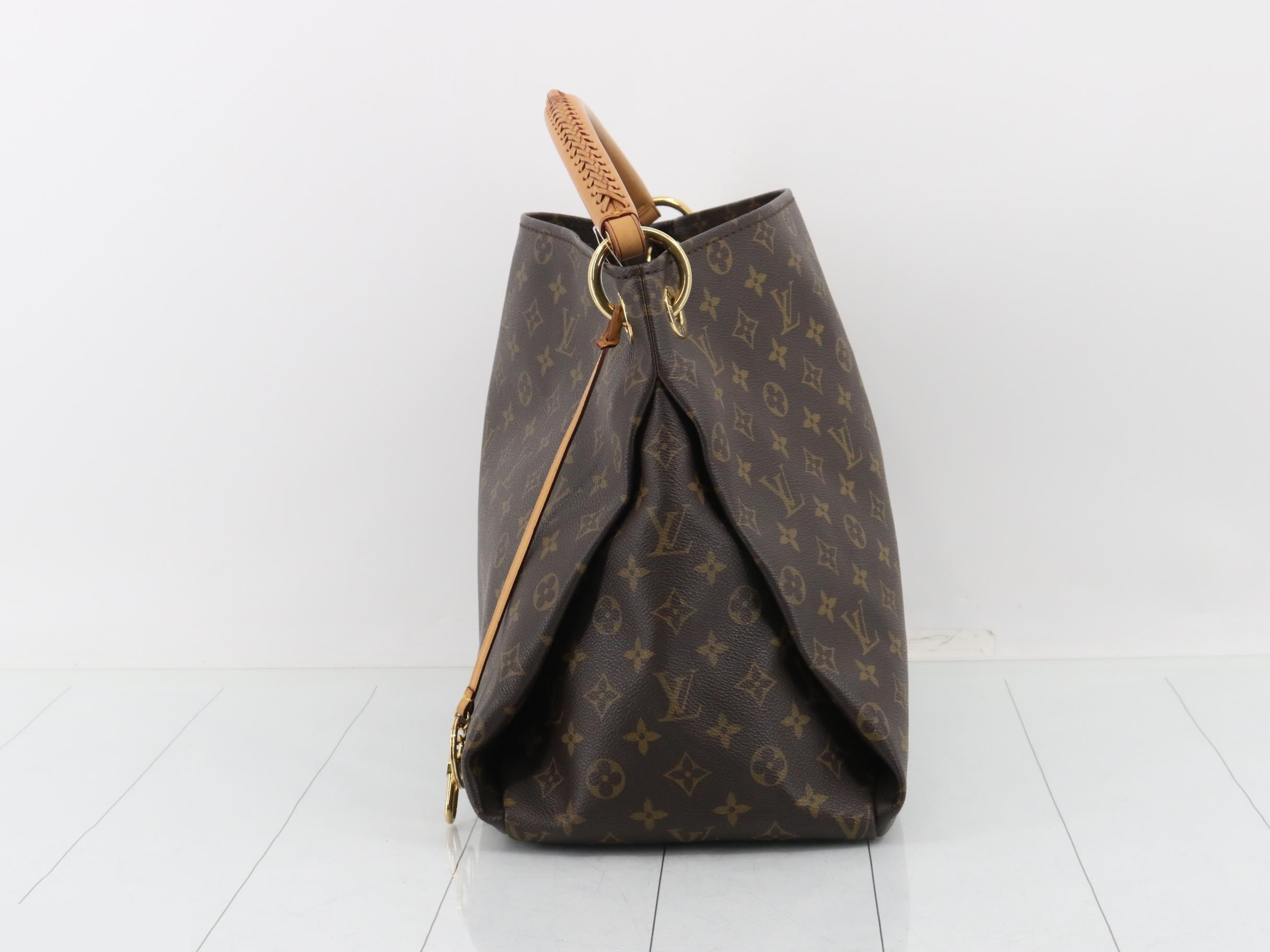 Monogram Artsy MM Shoulder Bag — view 3