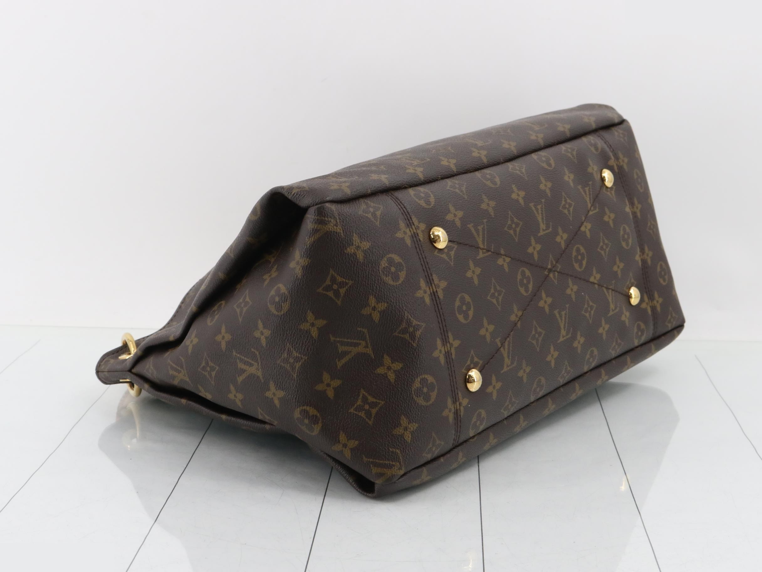Monogram Artsy MM Shoulder Bag — view 5