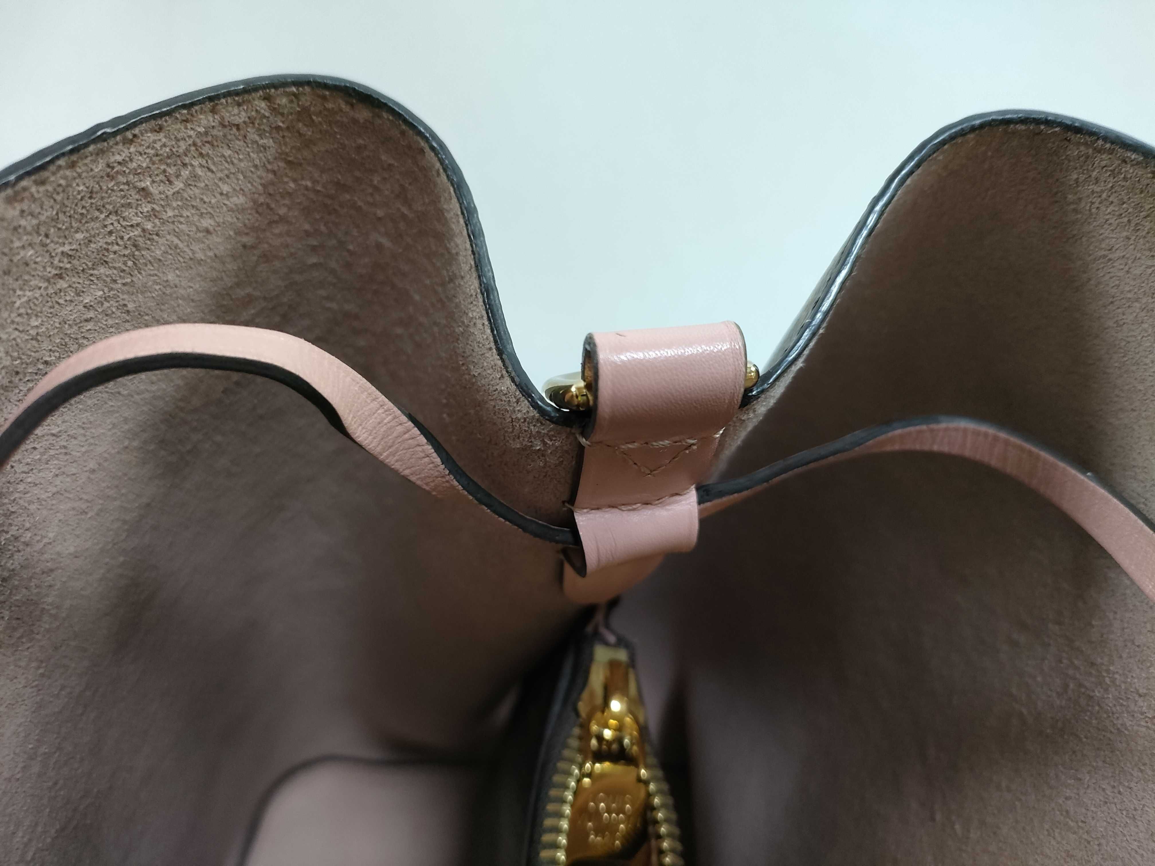 Monogram Neo Noe Rose Poudre M44022 Shoulder Bag — view 9