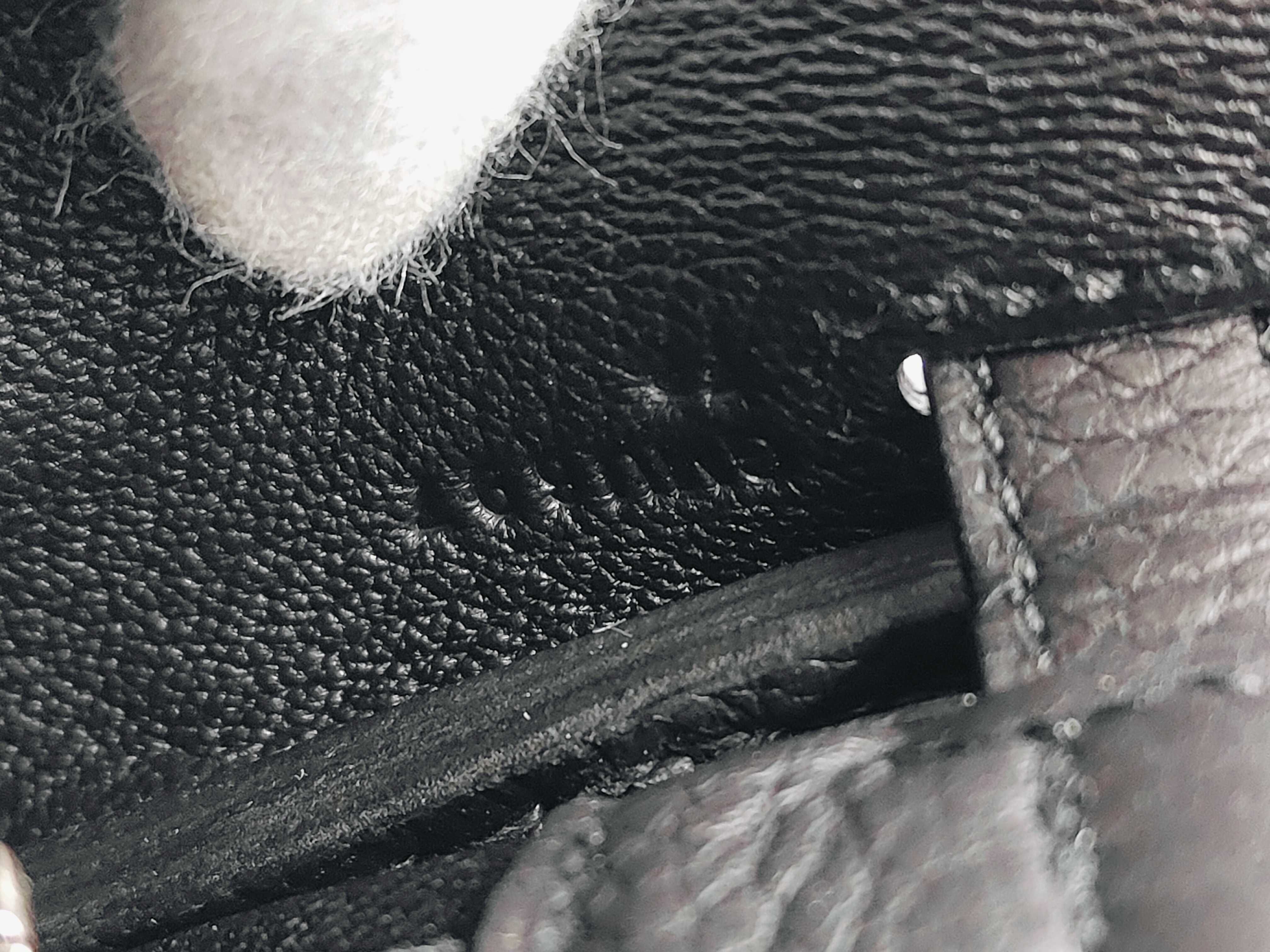 Kelly 25 Togo Black Silver Hardware G Stamp Handbag — view 10
