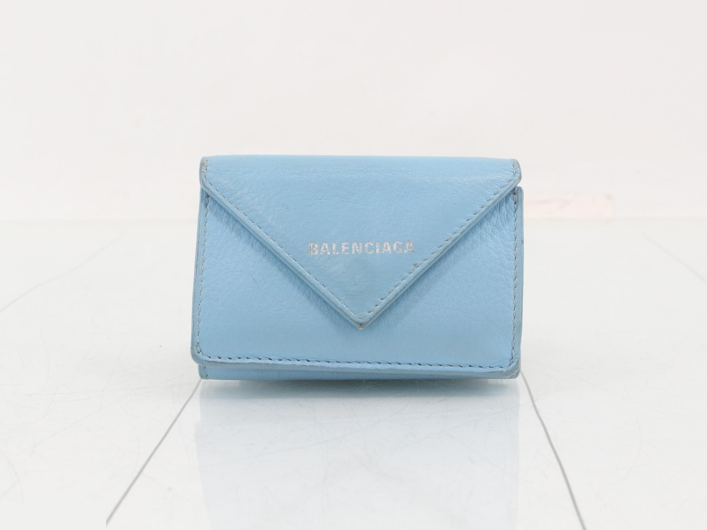 Paper wallet, bag/purse, light blue