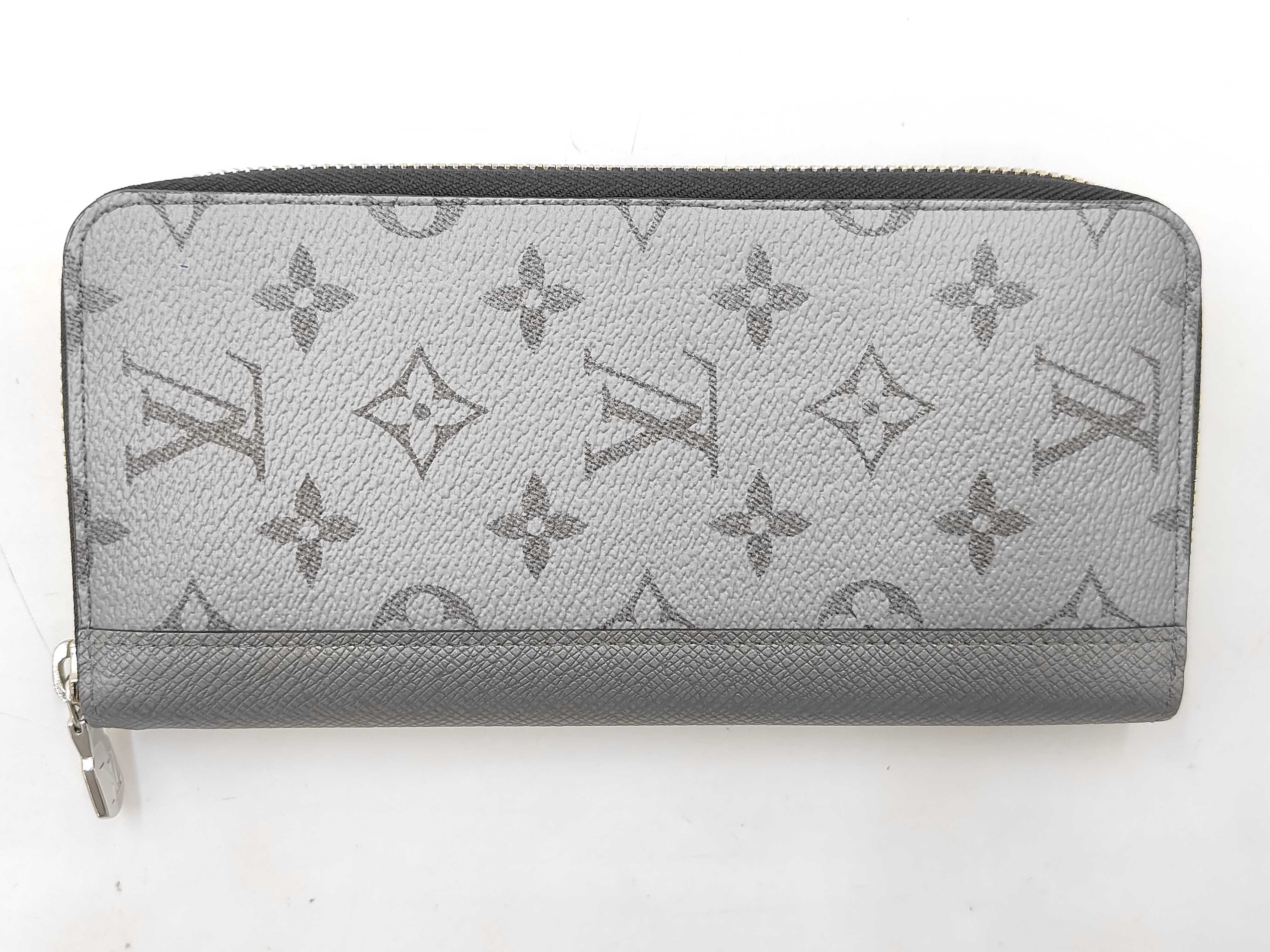 Taigarama Zippy Wallet Vertical