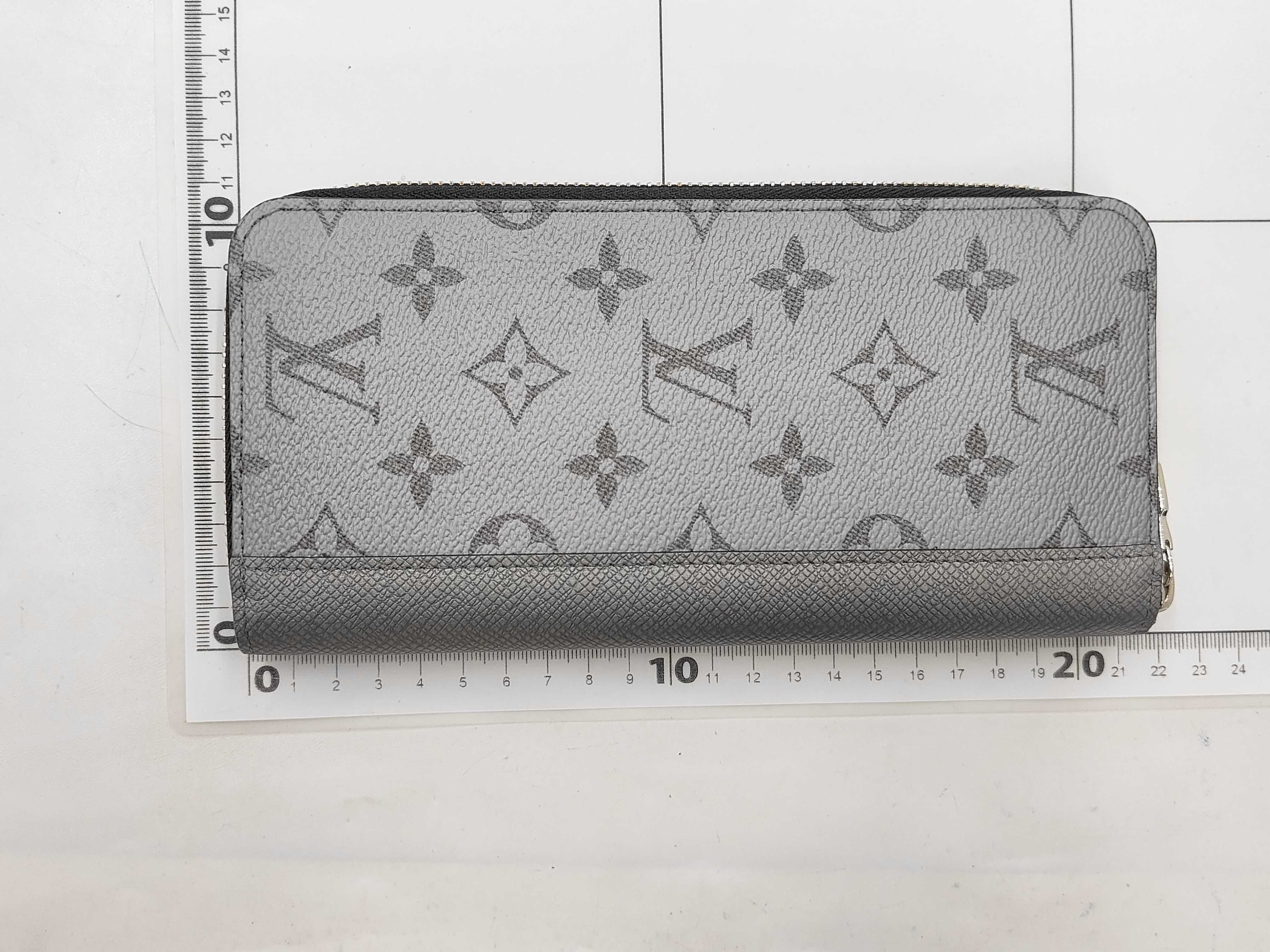 Taigarama Zippy Wallet Vertical — view 2