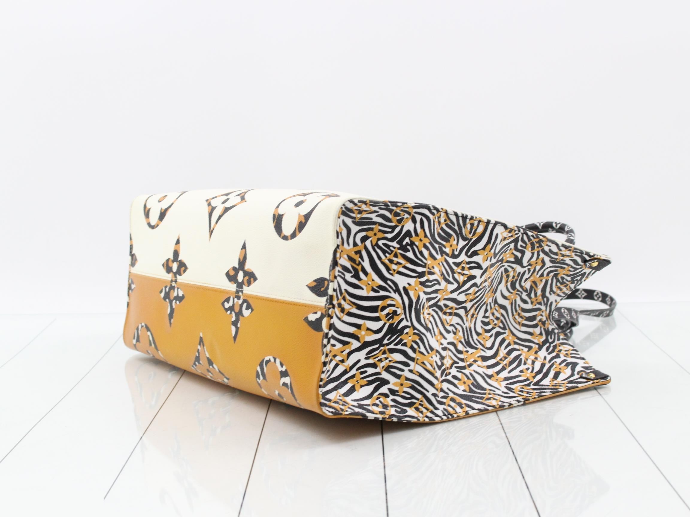Monogram Jungle OnTheGo GM 2-Way Tote Bag — view 6