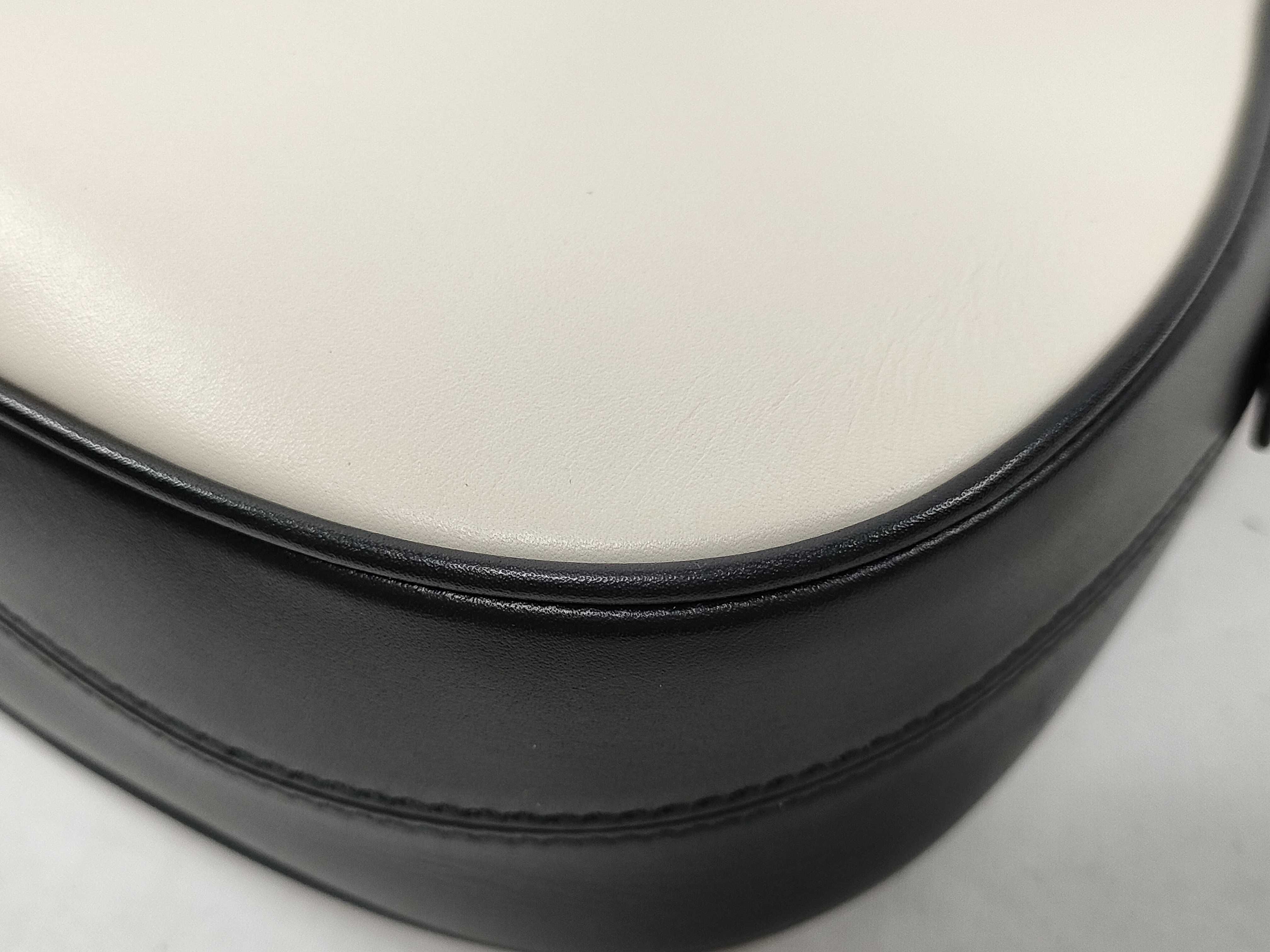Le Fermoir Hobo Bag Shoulder Bag — view 7