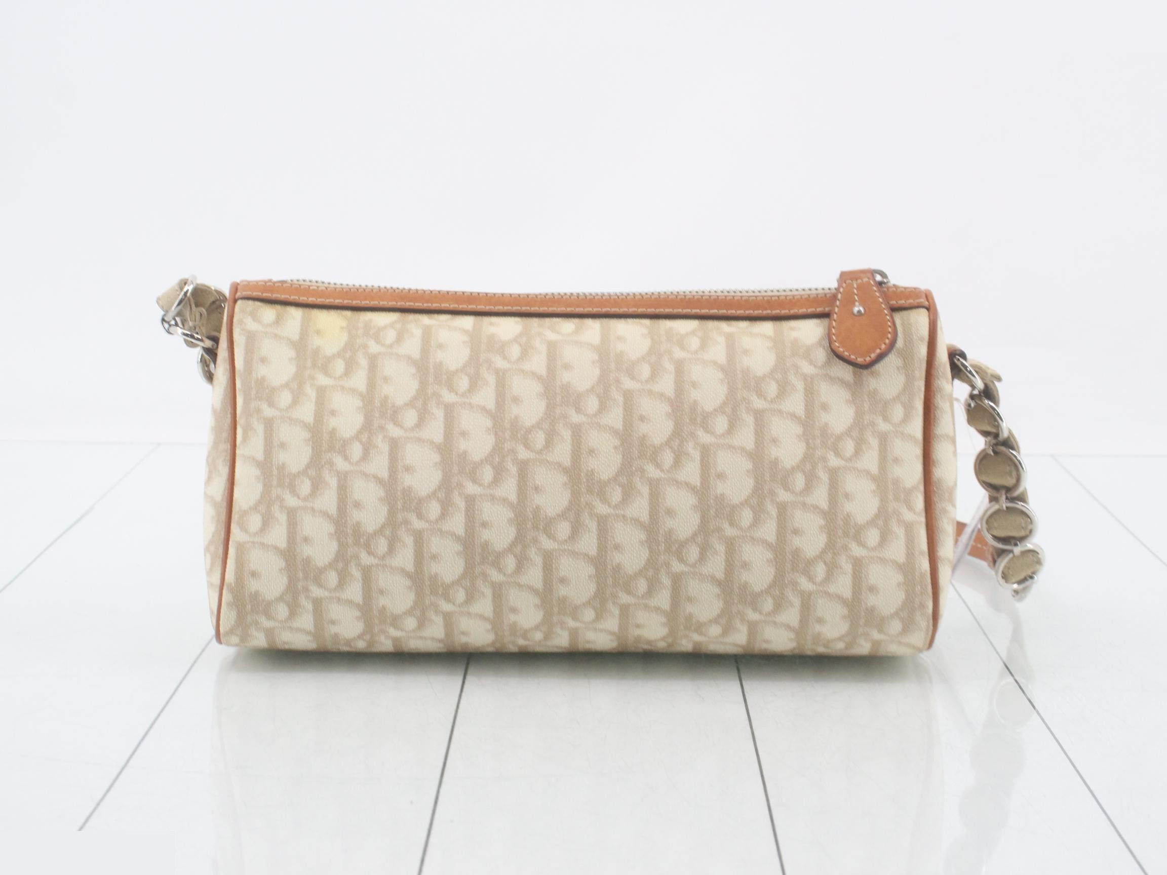 Trotter/Oblique PVC/Leather Heart One-Shoulder Bag — view 2