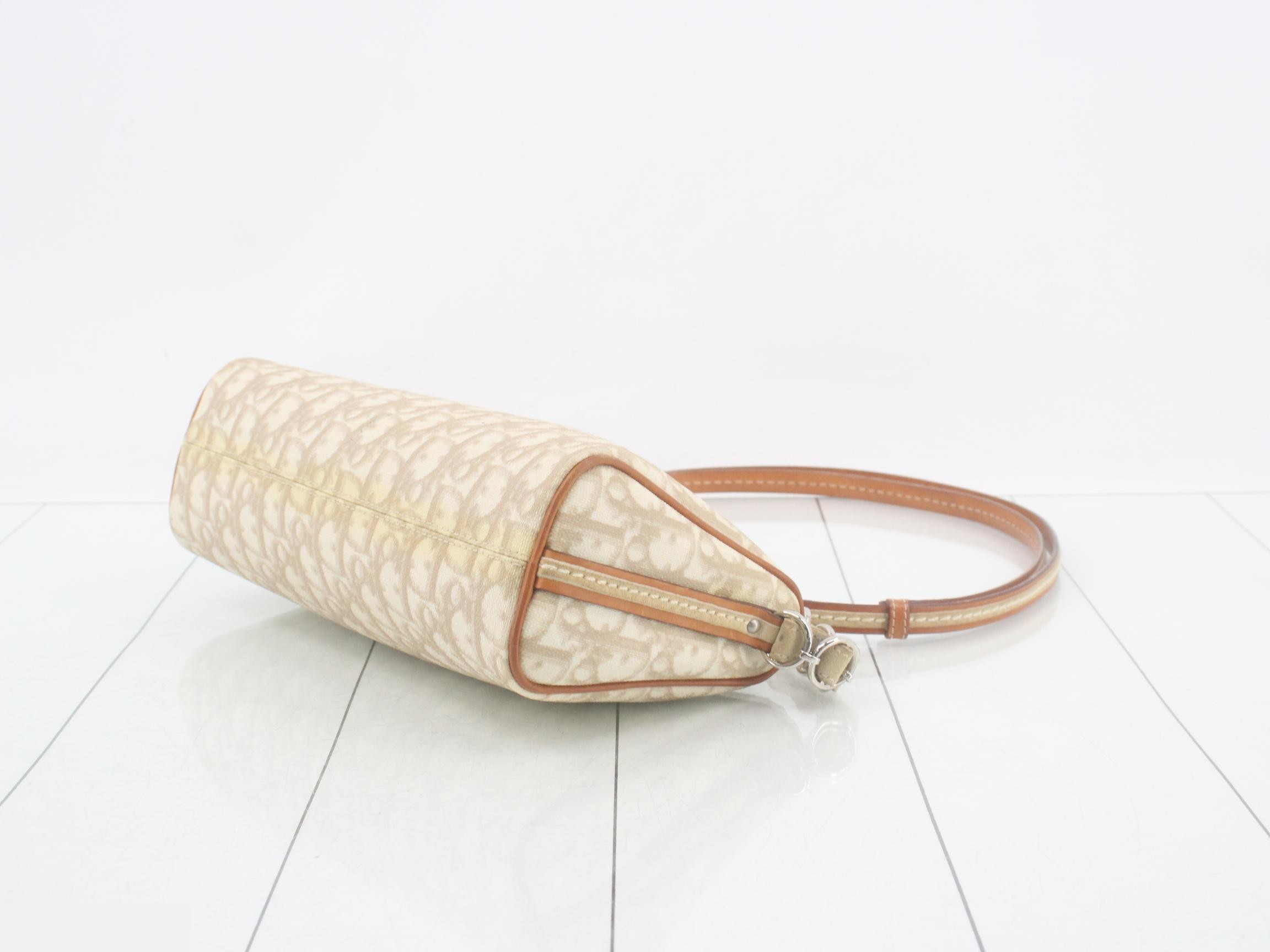 Trotter/Oblique PVC/Leather Heart One-Shoulder Bag — view 6