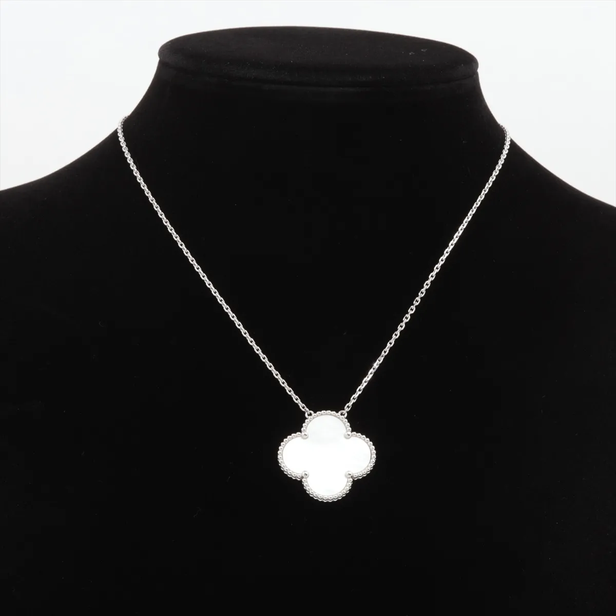 Magic Alhambra Shell Necklace, 750 (WG), 10.7g, JE011825, — view 5