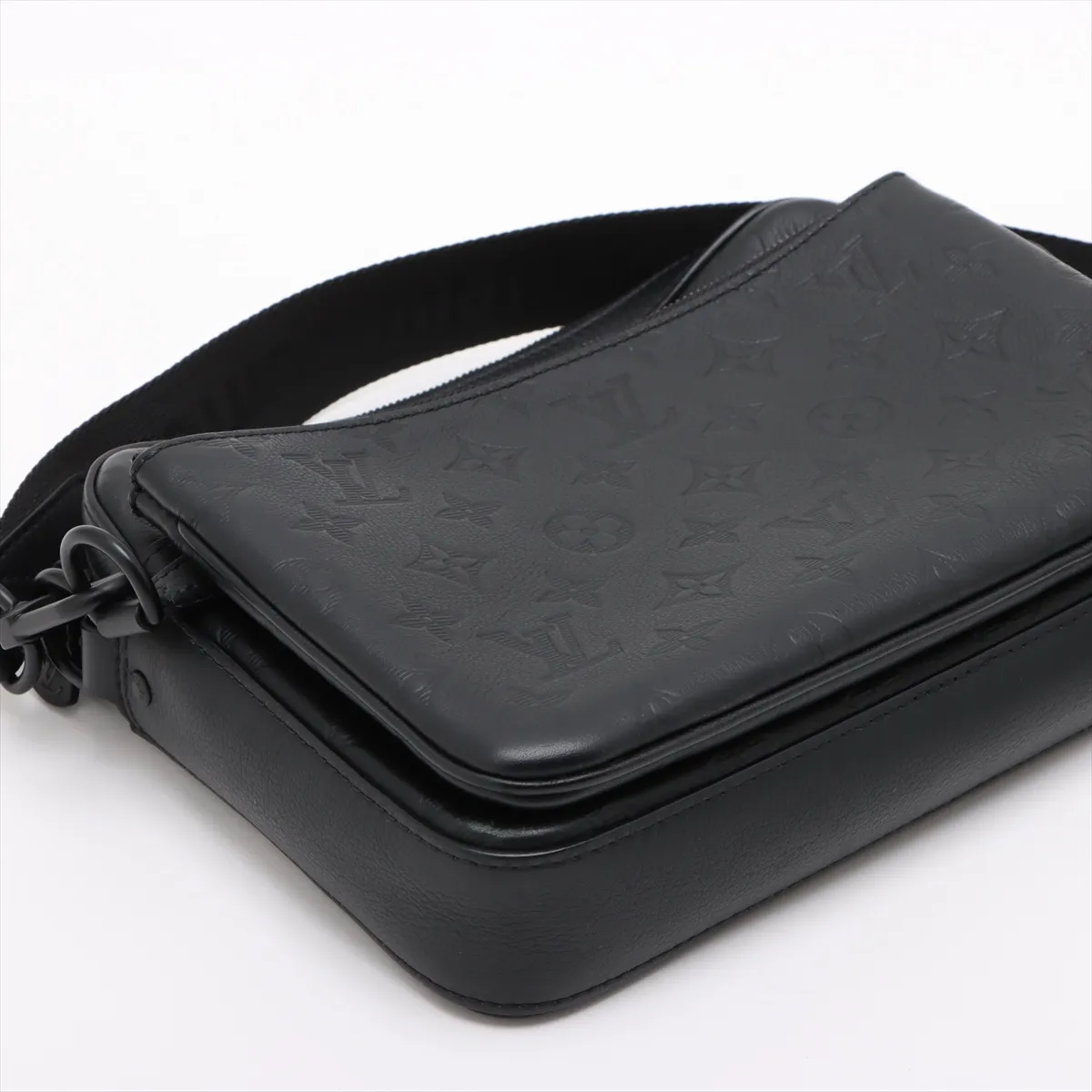 Monogram Shadow Trio Messenger M46602 Black RFID response — view 5